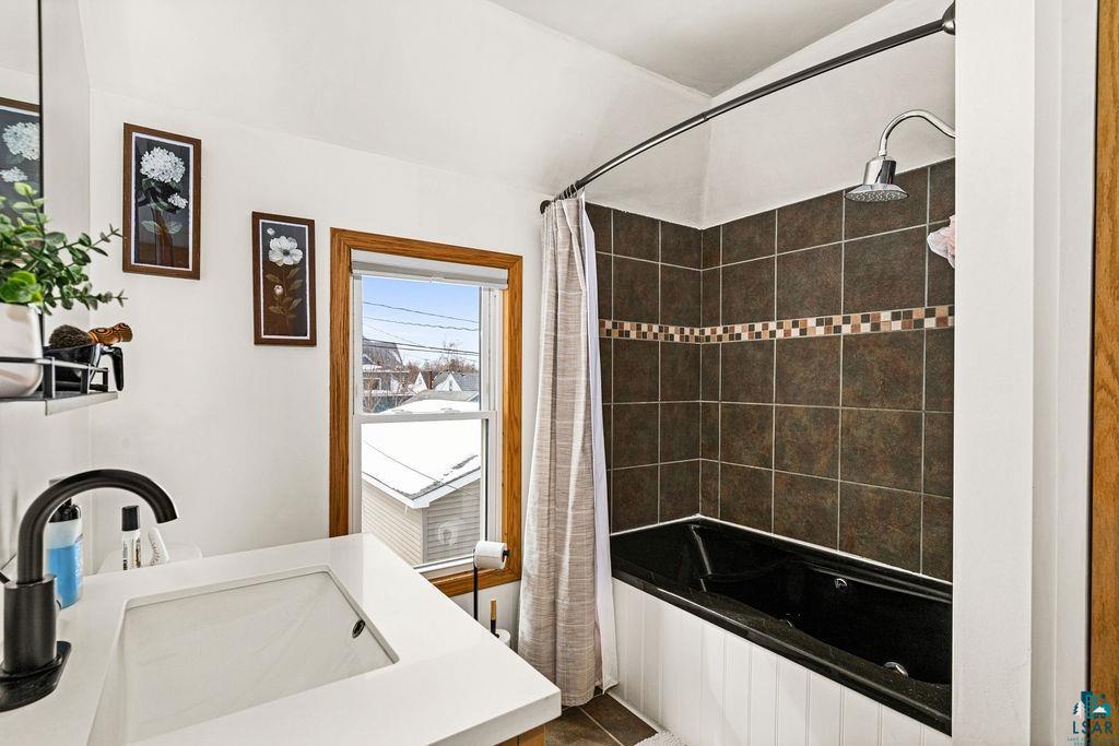 1714 E 4th St, Superior, WI 54880 Listing Photo  21