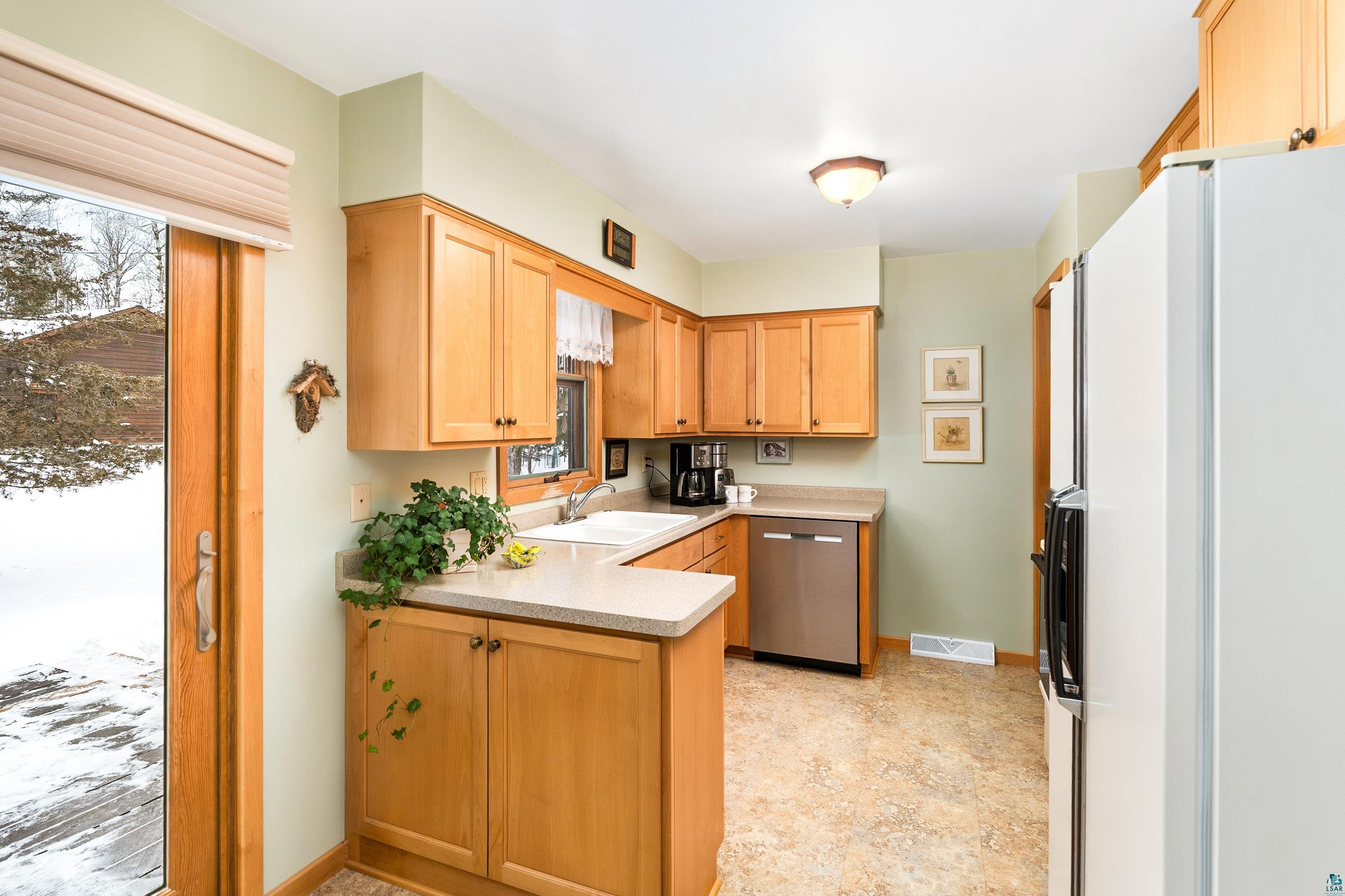 4803 Crosley Ave, Duluth, MN 55804 Listing Photo  13