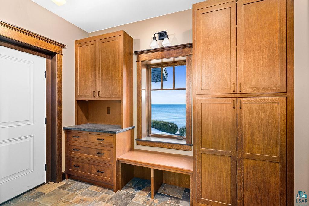 5220 London Rd, Duluth, MN 55804 Listing Photo  18