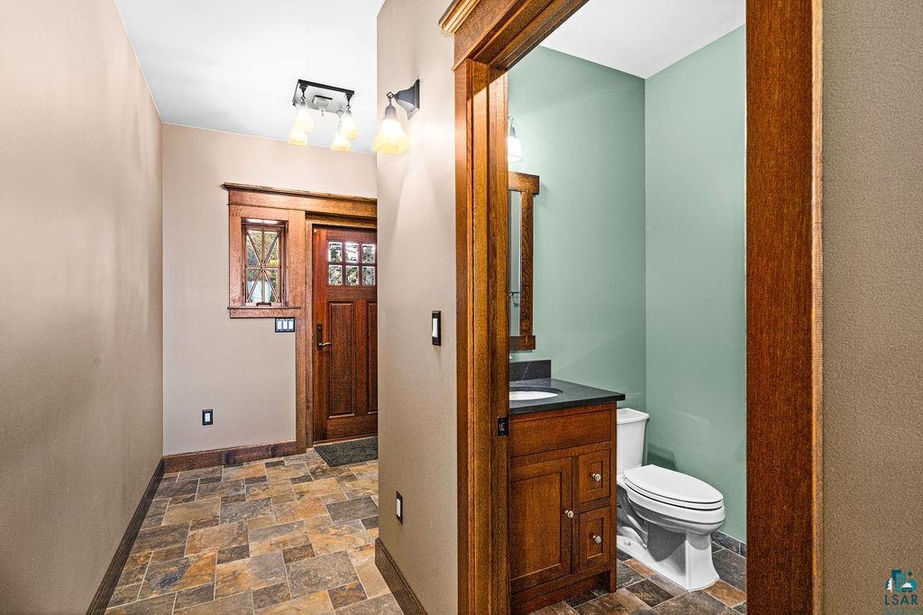 5220 London Rd, Duluth, MN 55804 Listing Photo  19