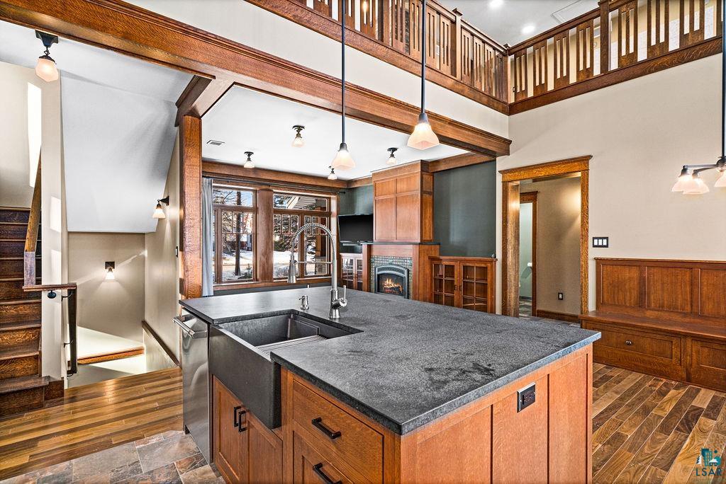 5220 London Rd, Duluth, MN 55804 Listing Photo  10