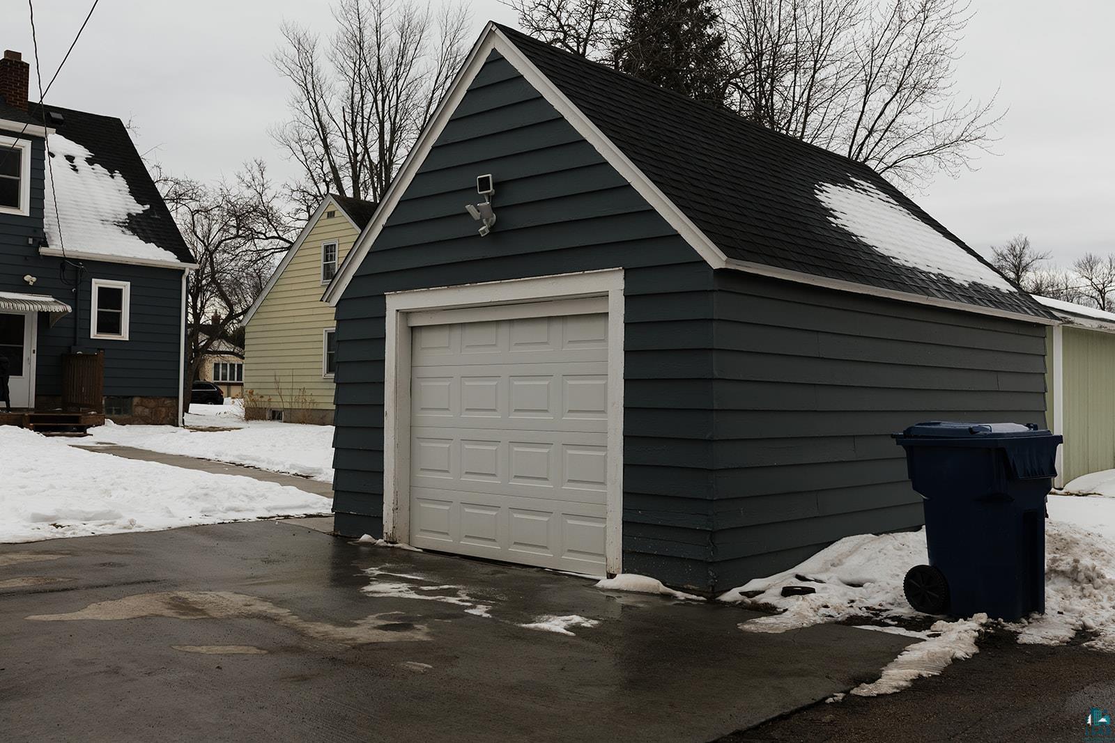 1125 Minnesota St, Hibbing, MN 55746 Listing Photo  2