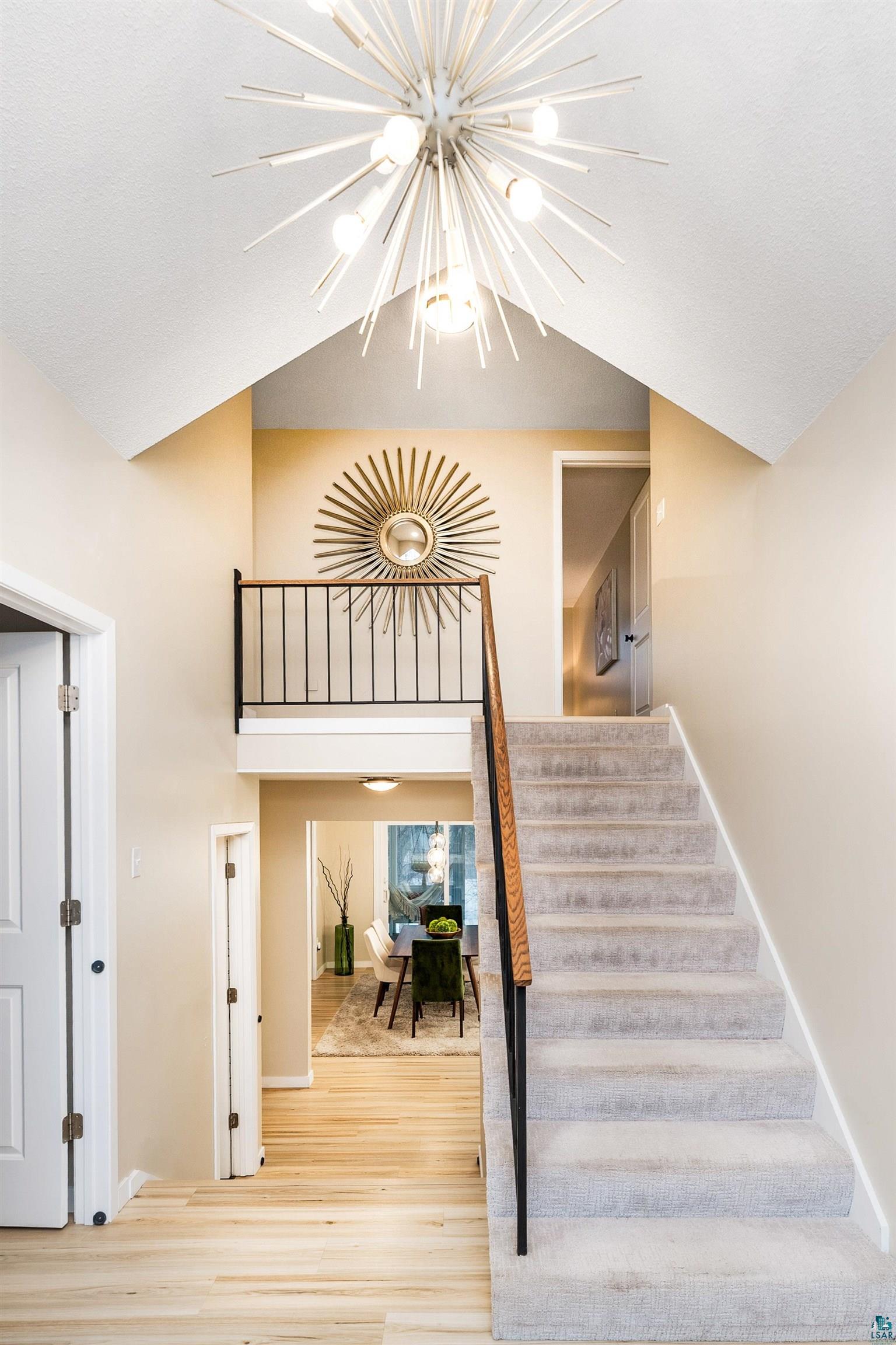 630 Valley Dr, Duluth, MN 55804 Listing Photo  31
