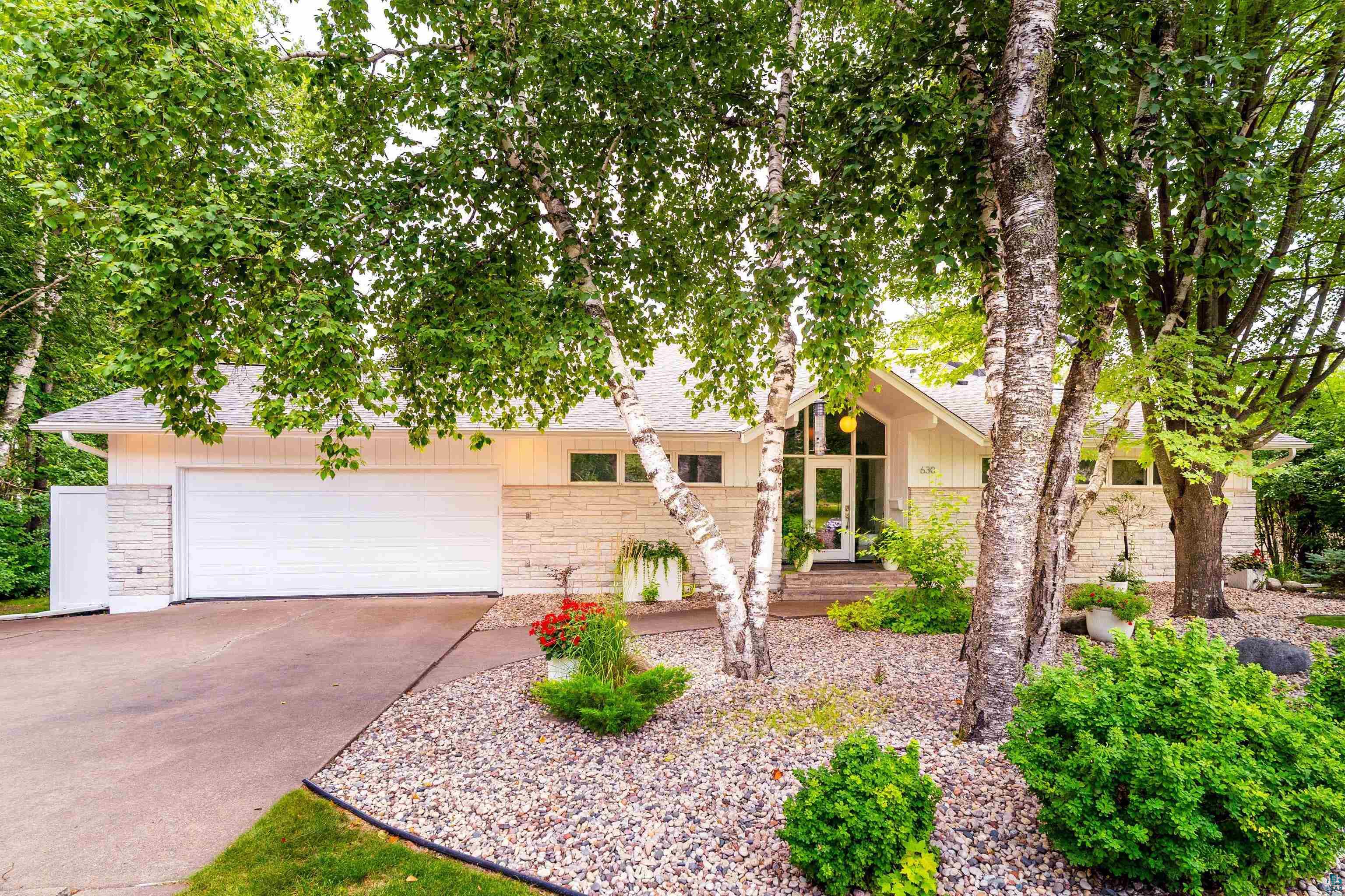630 Valley Dr, Duluth, MN 55804 Listing Photo  5