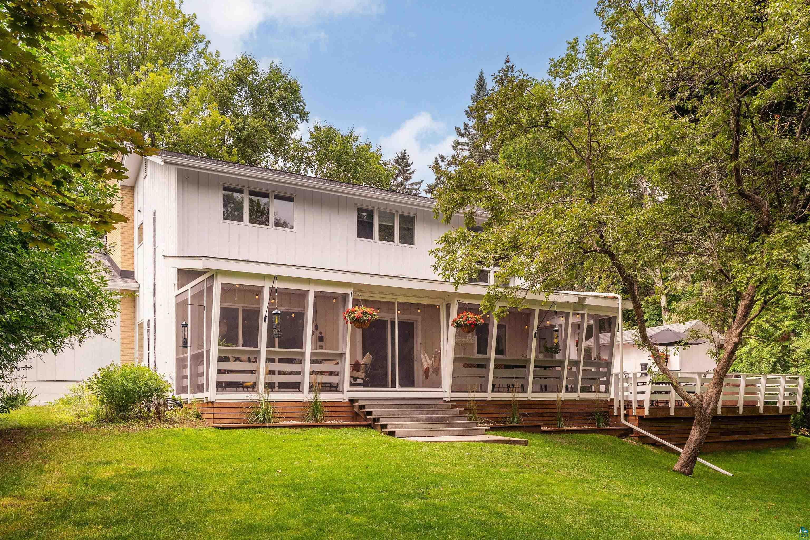630 Valley Dr, Duluth, MN 55804 Listing Photo  9