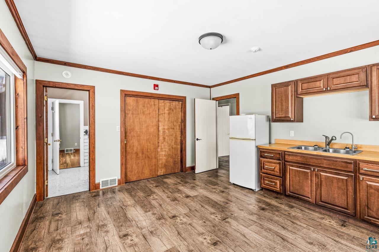 4646 W Pioneer Rd, Duluth, MN 55803 Listing Photo  37