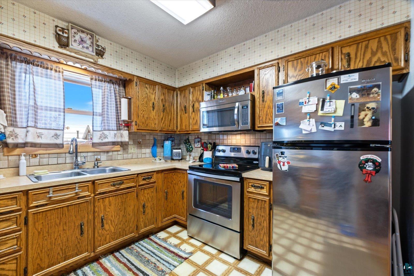 401 E Sheridan St, Ely, MN 55731 Listing Photo  36