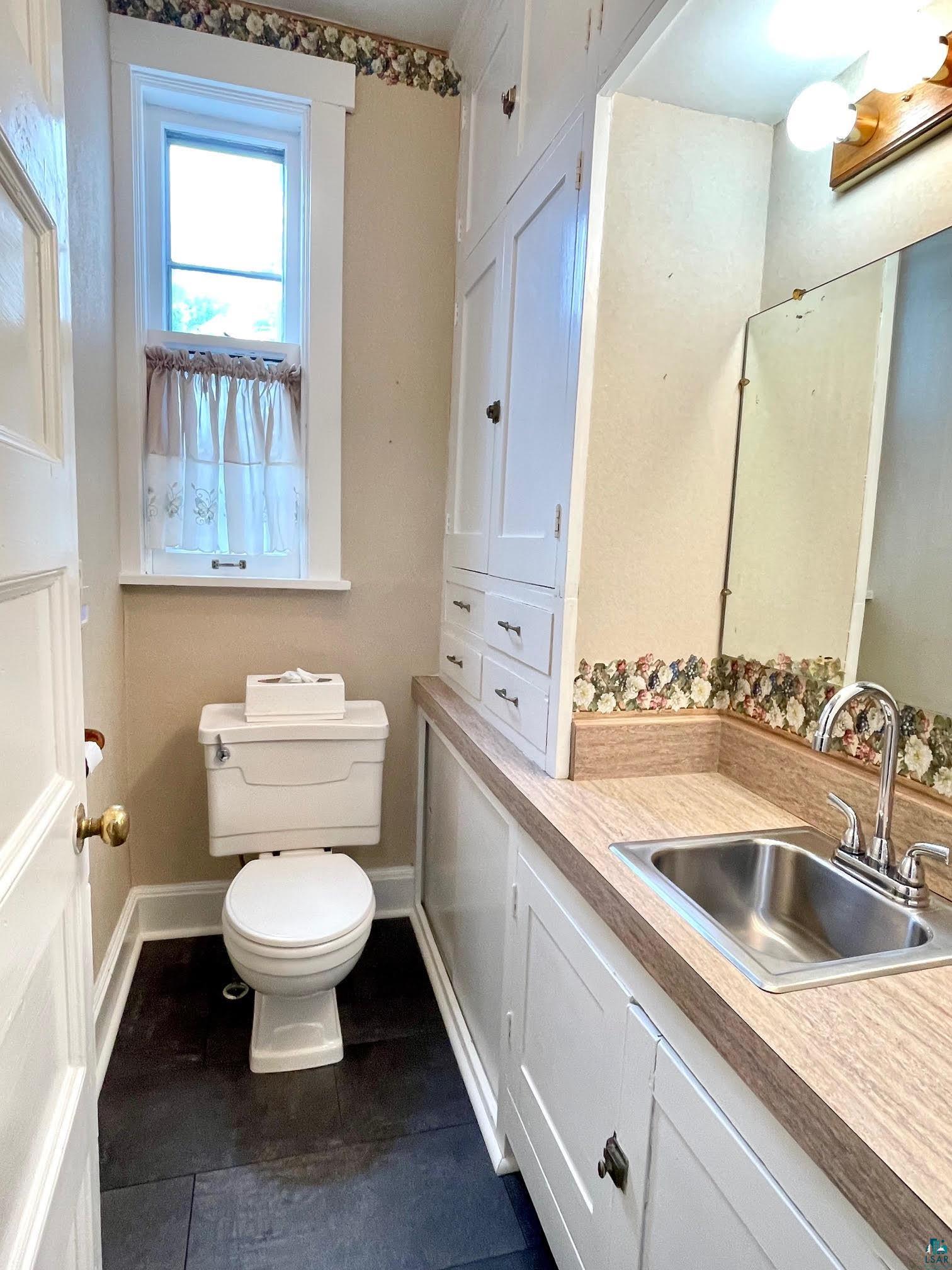 124 N 24th Ave E, Duluth, MN 55812 Listing Photo  28