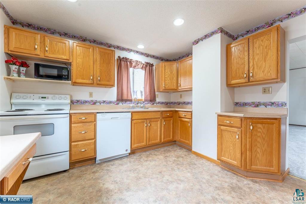 522 N 12th St, Virginia, MN 55792 Listing Photo  17