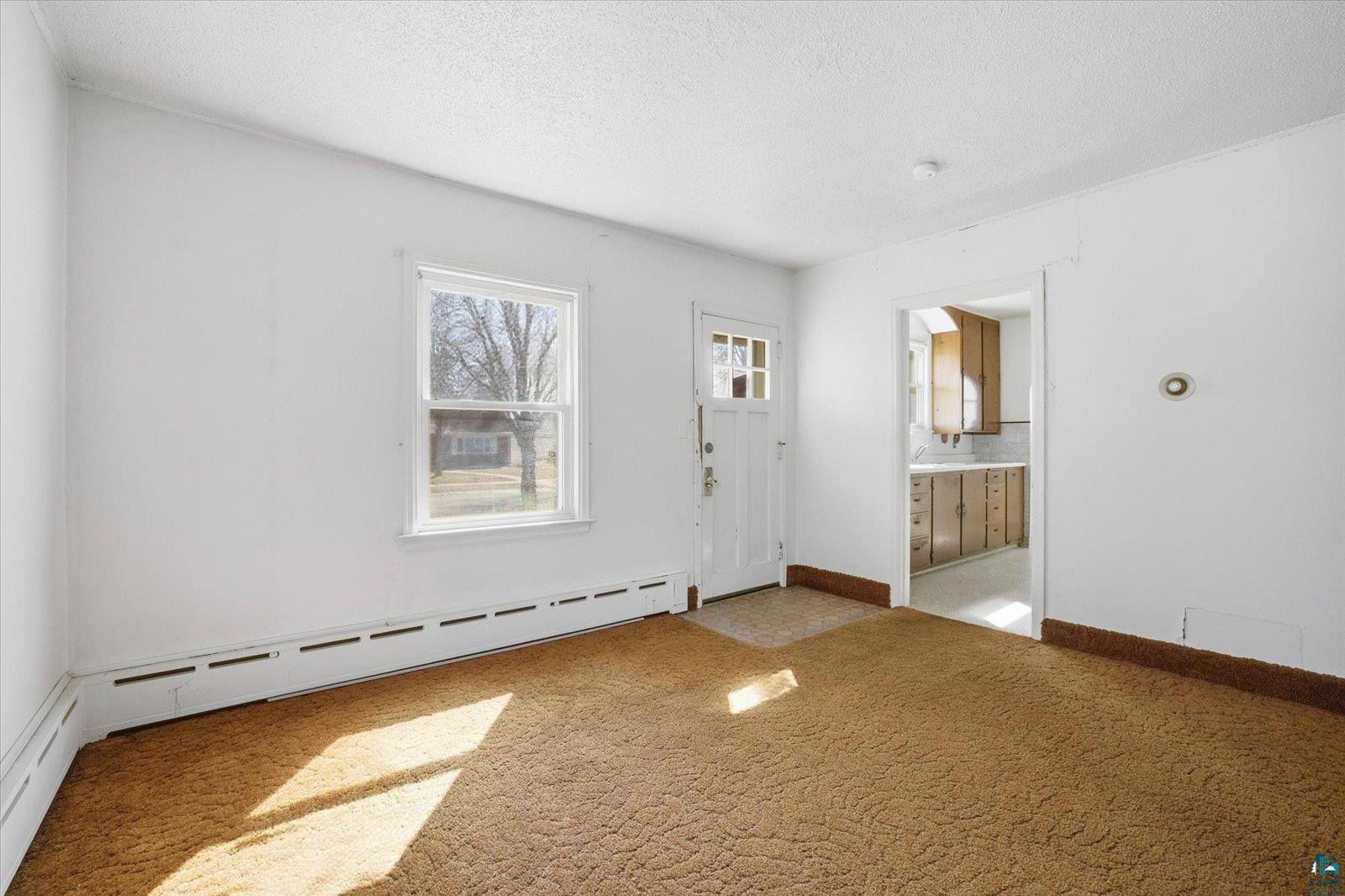 709 Michigan St, Hibbing, MN 55746-3314 Listing Photo  4