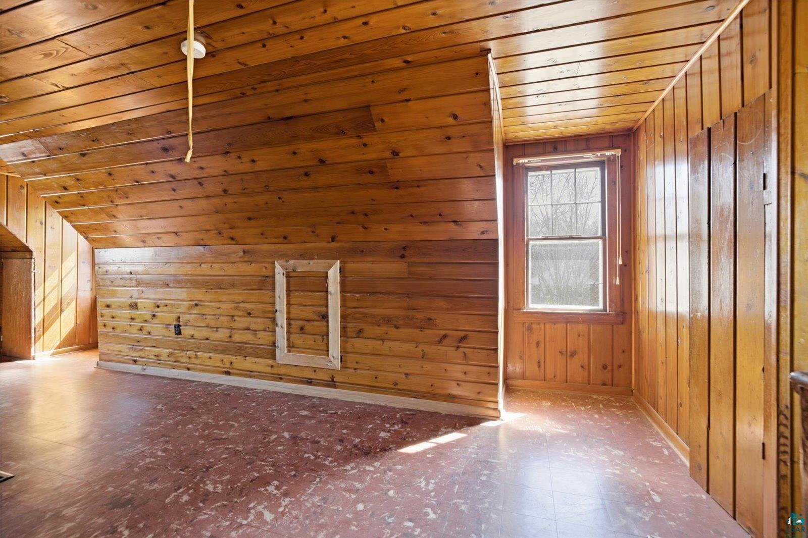 709 Michigan St, Hibbing, MN 55746-3314 Listing Photo  38