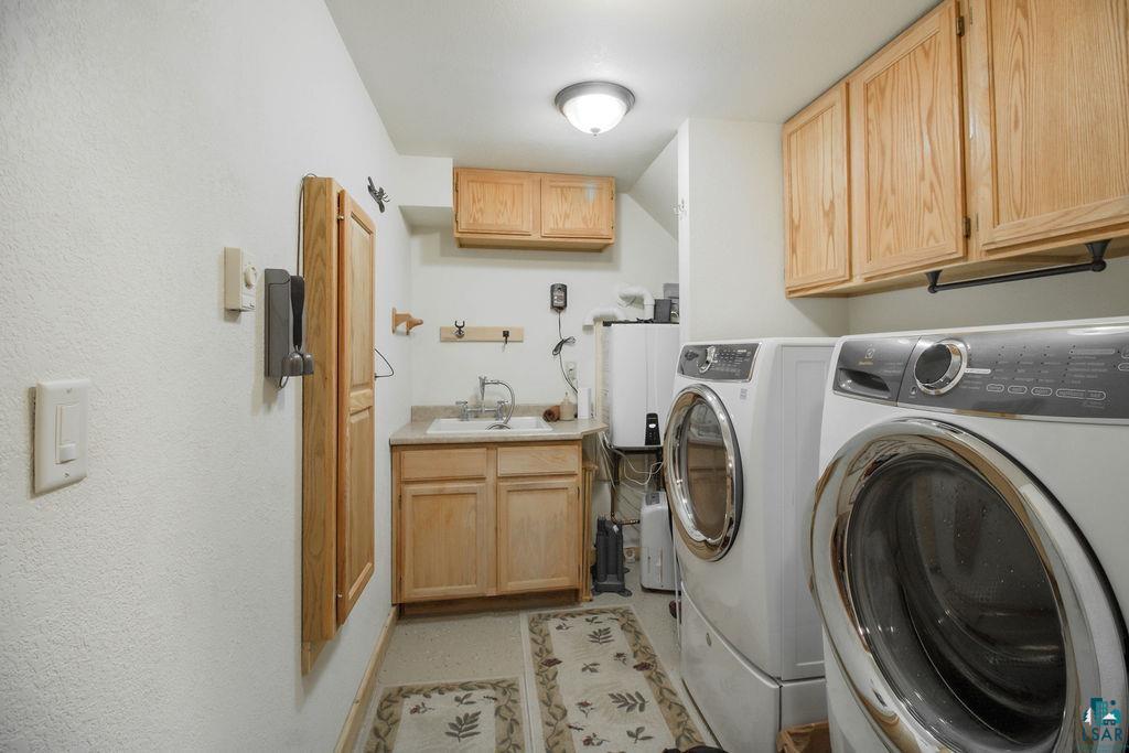 2643 Lauren Rd, Duluth, MN 55804-9683 Listing Photo  18