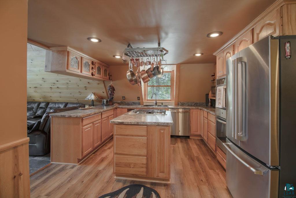 2643 Lauren Rd, Duluth, MN 55804-9683 Listing Photo  7