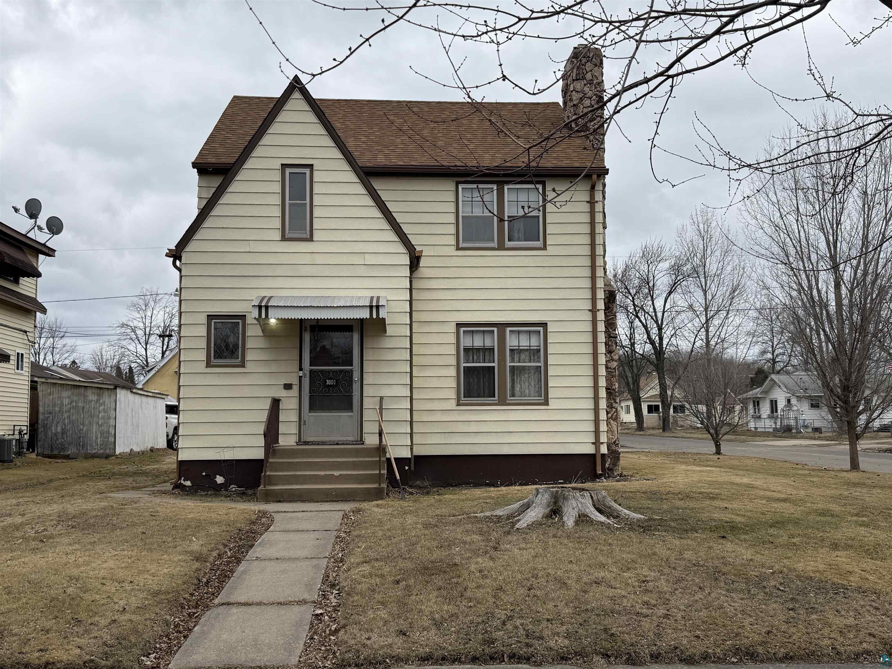 3001 W 3rd Ave, Hibbing, MN 55746 Listing Photo  1