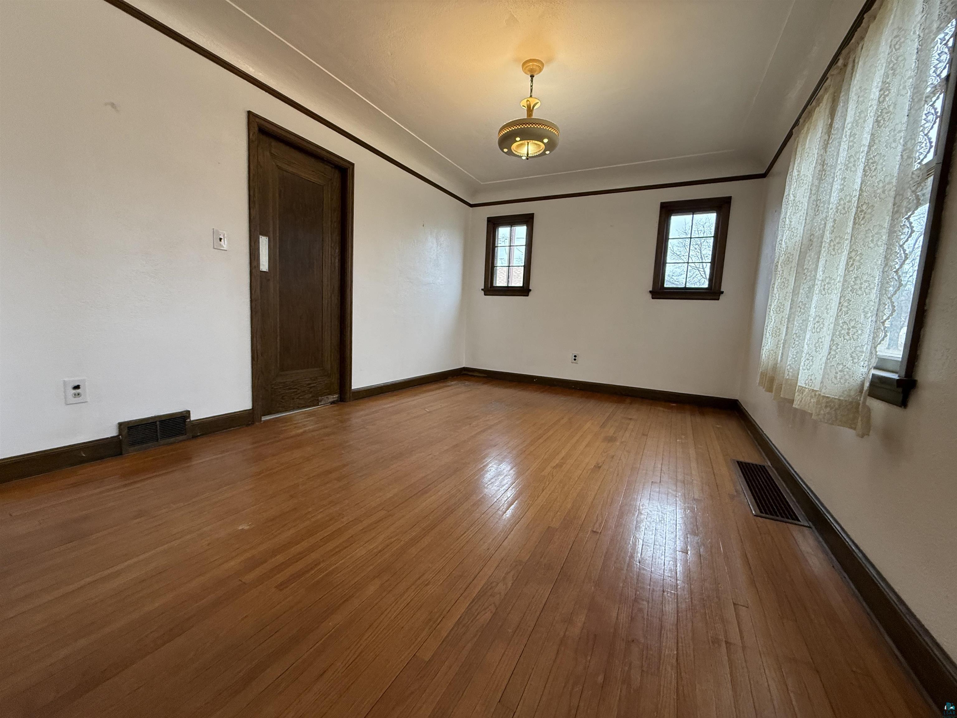 3001 W 3rd Ave, Hibbing, MN 55746 Listing Photo  12