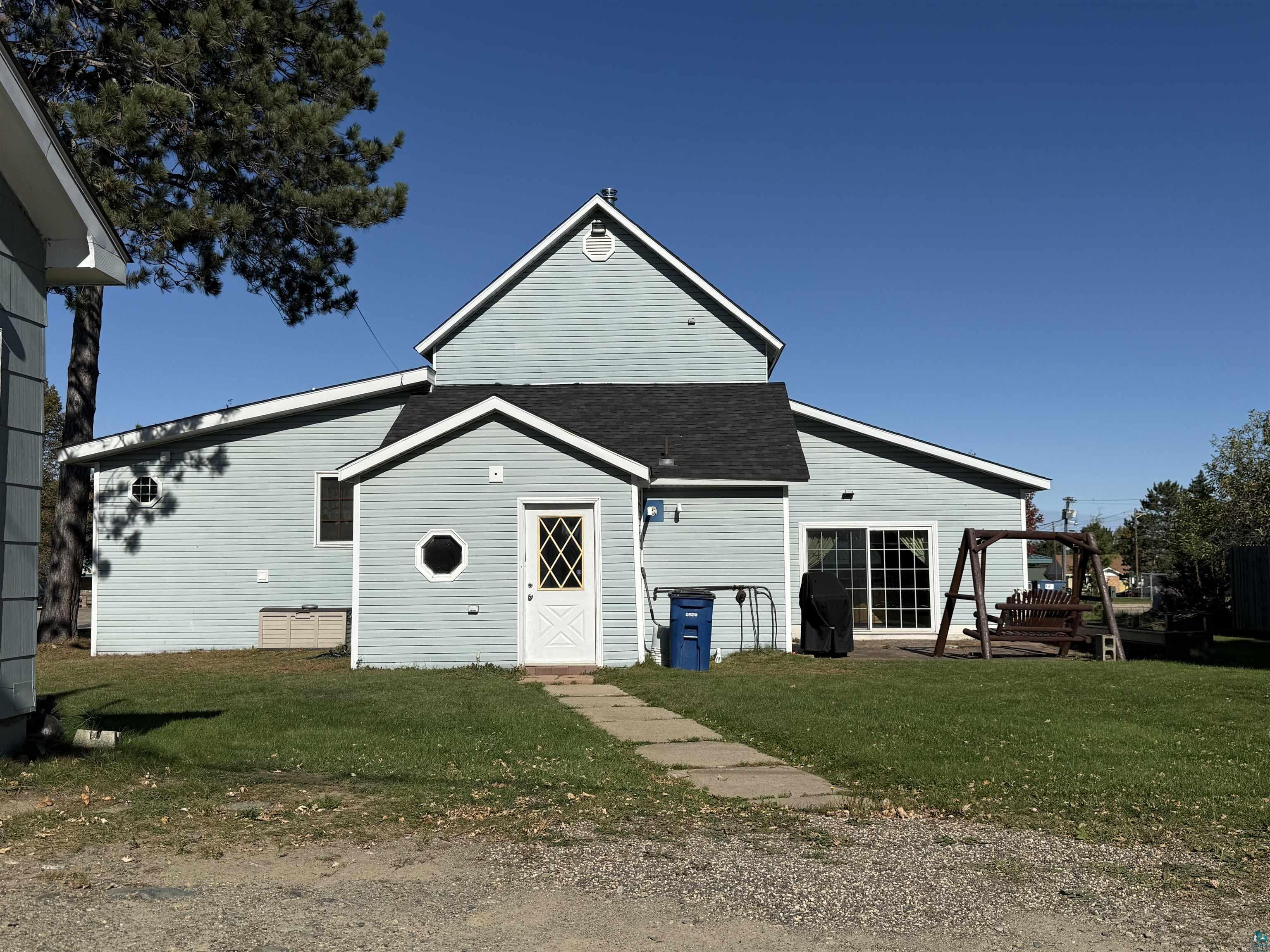 954 E Camp St, Ely, MN 55731 Listing Photo  2