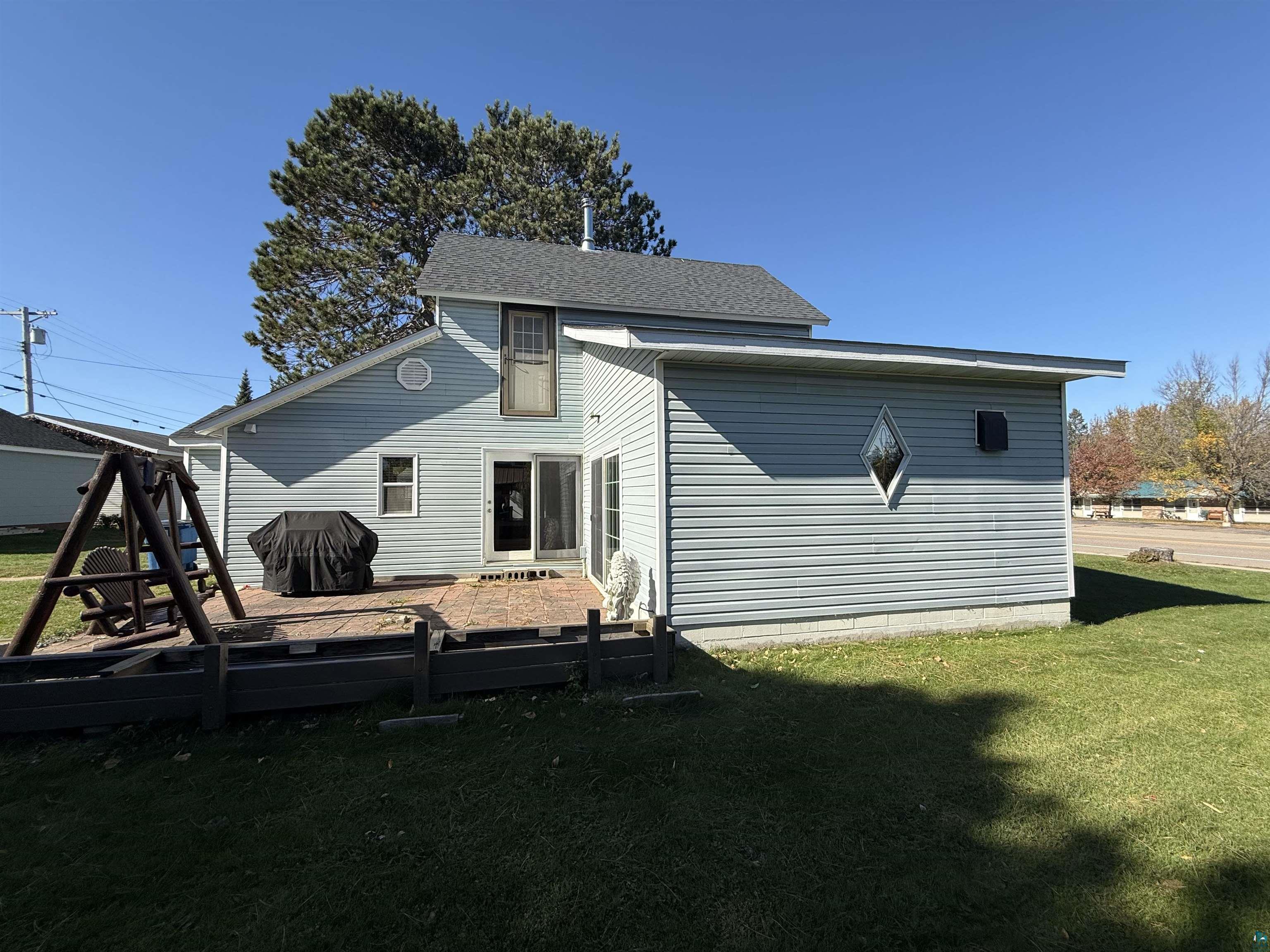 954 E Camp St, Ely, MN 55731 Listing Photo  3
