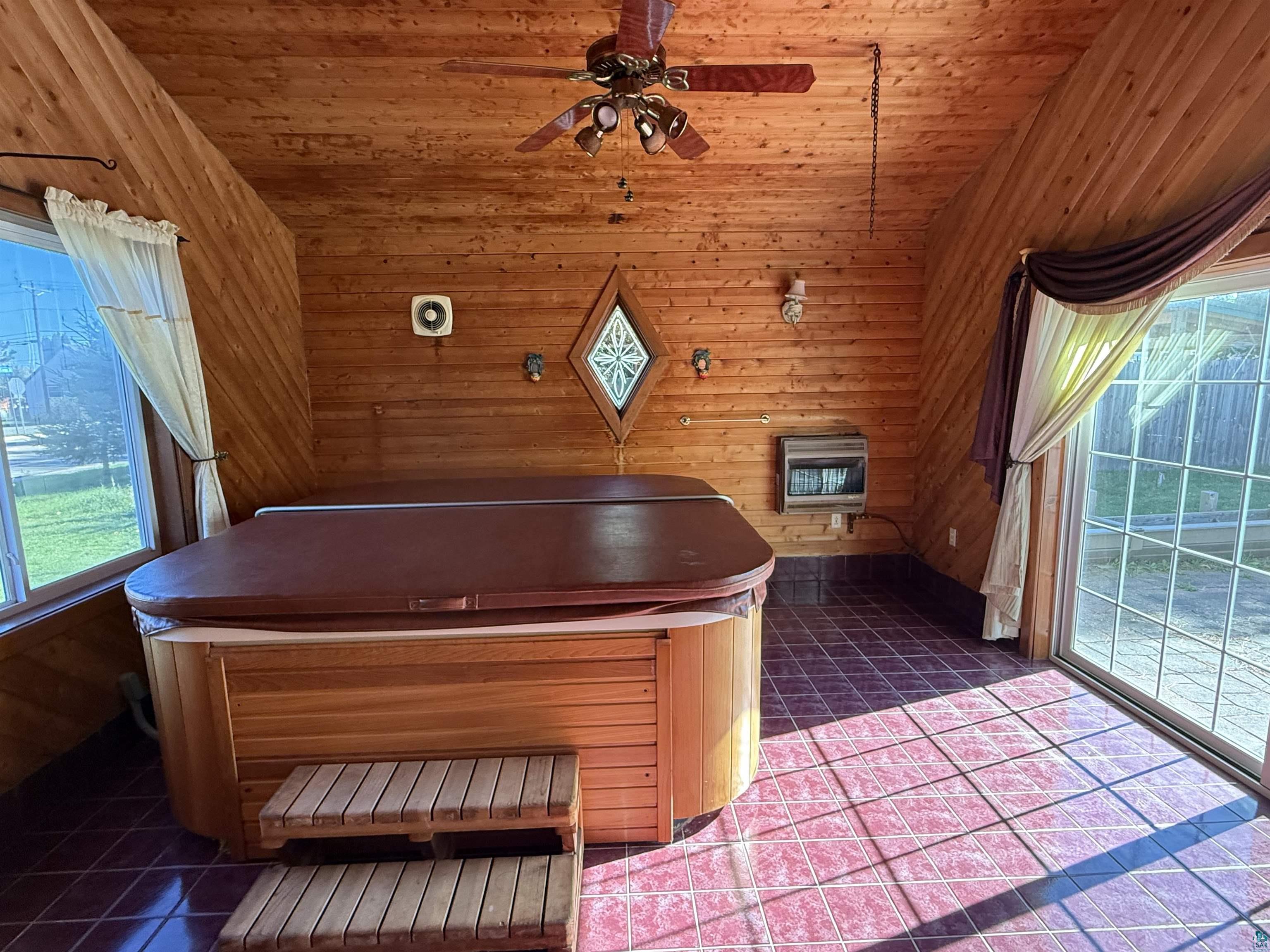 954 E Camp St, Ely, MN 55731 Listing Photo  6