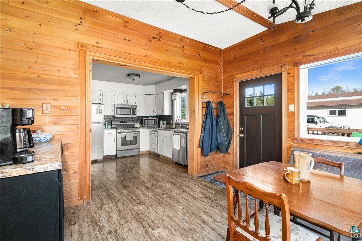 2428 Hwy 3, Two Harbors, MN 55616 Listing Photo  12