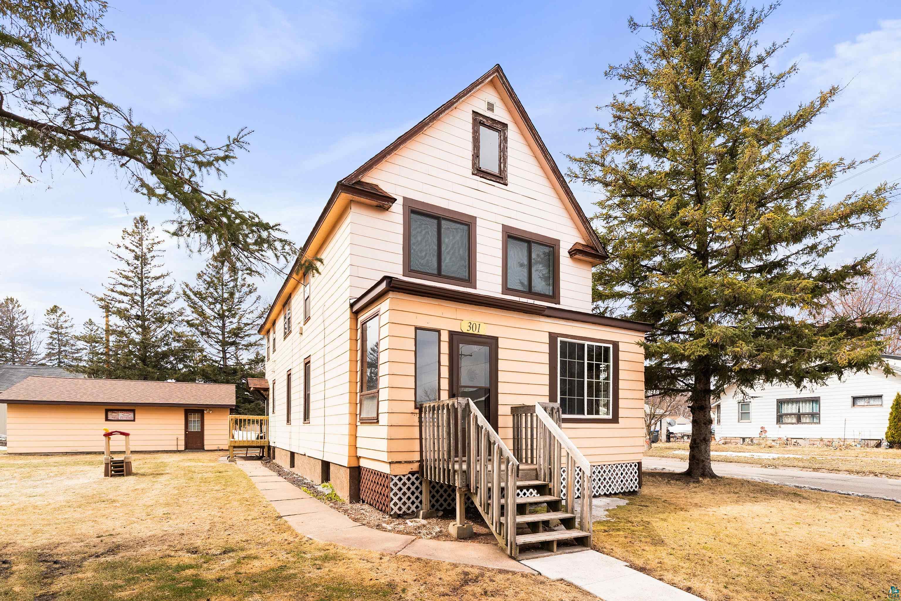 301 S 59th Ave W, Duluth, MN 55807 Listing Photo  1