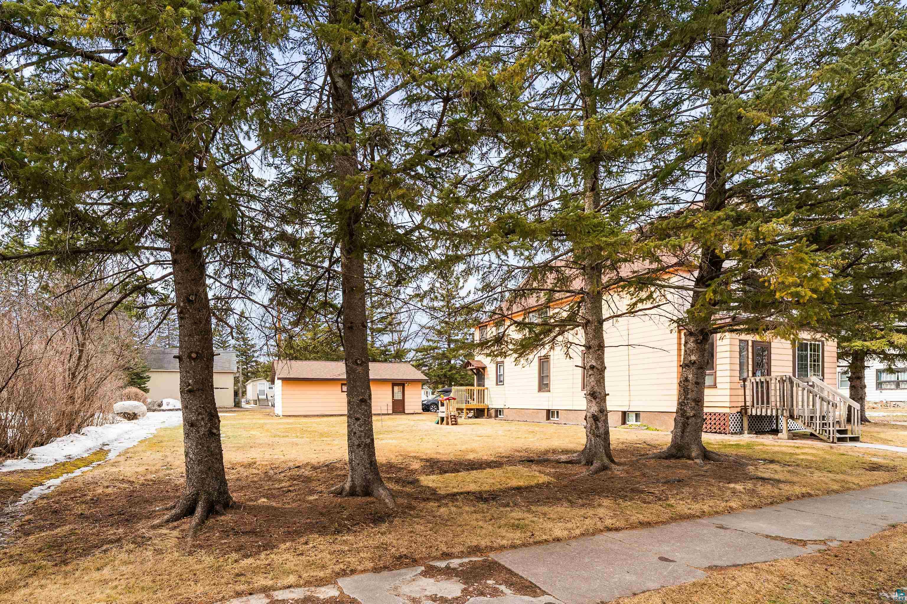 301 S 59th Ave W, Duluth, MN 55807 Listing Photo  3