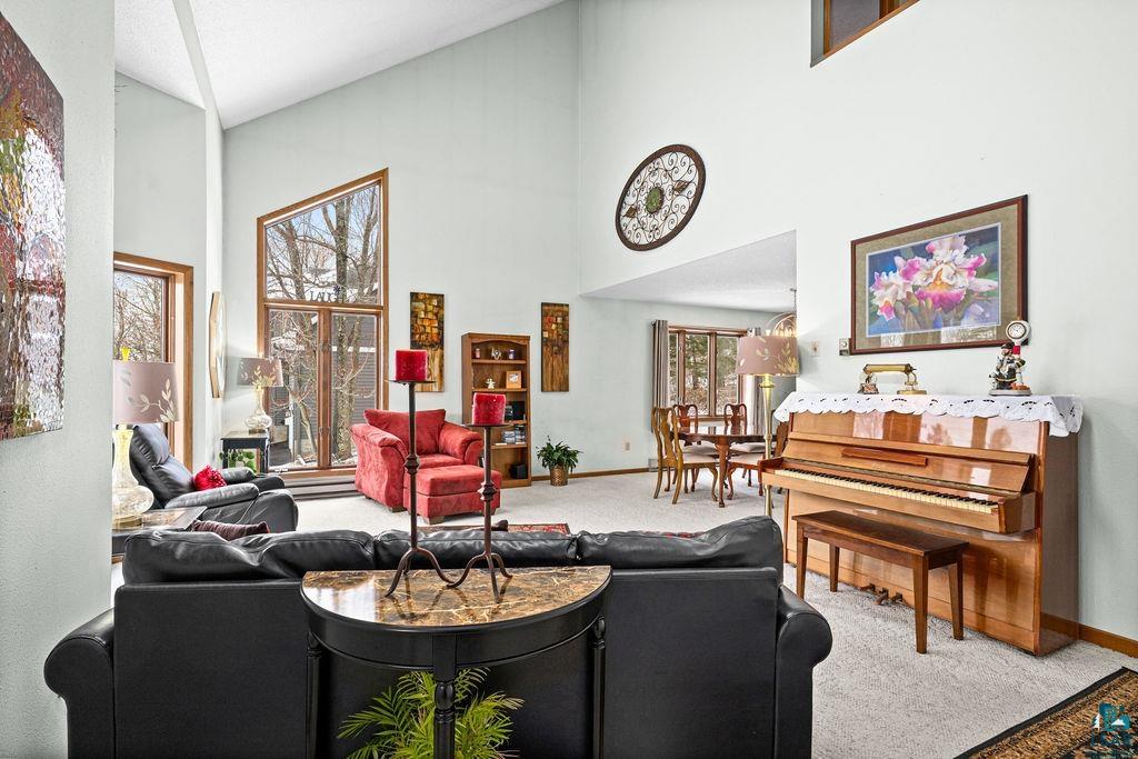 3241 Commonwealth Ave, Duluth, MN 55808 Listing Photo  12