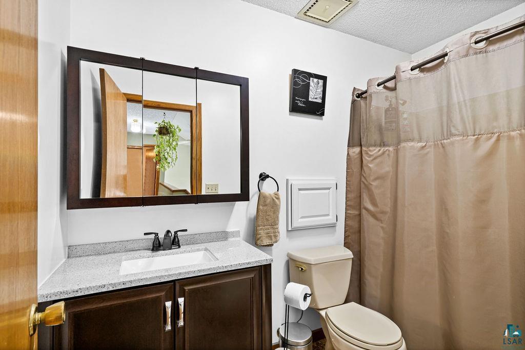 3241 Commonwealth Ave, Duluth, MN 55808 Listing Photo  34