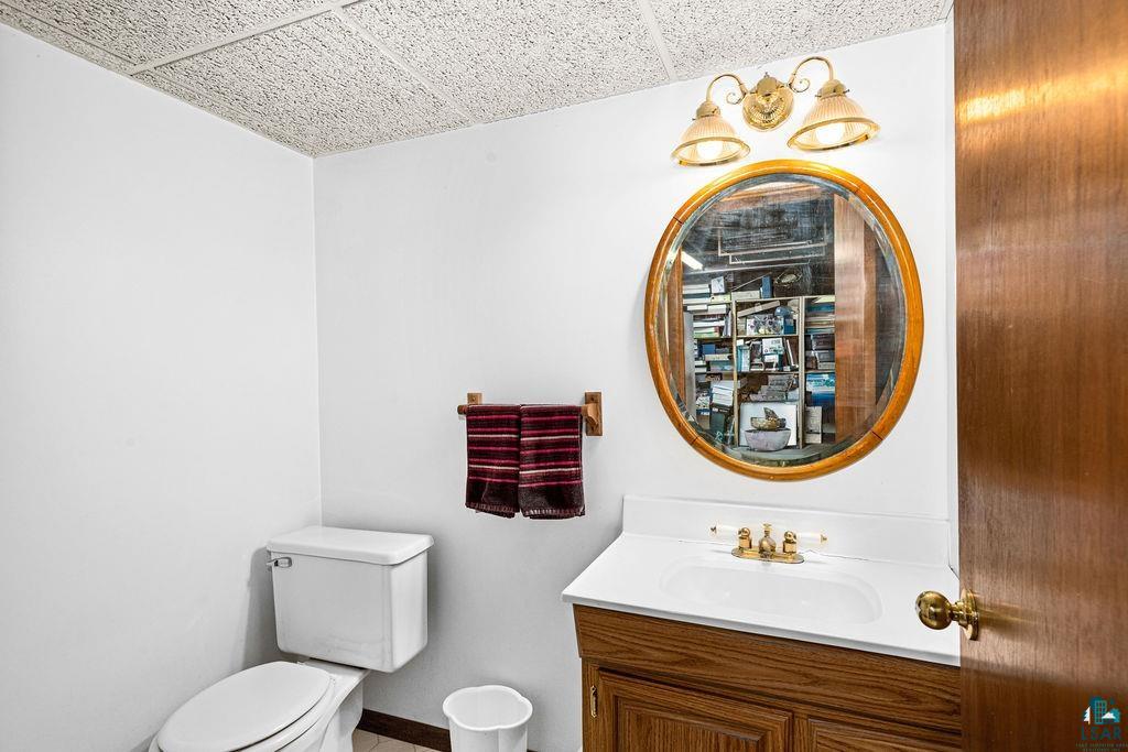 3241 Commonwealth Ave, Duluth, MN 55808 Listing Photo  40