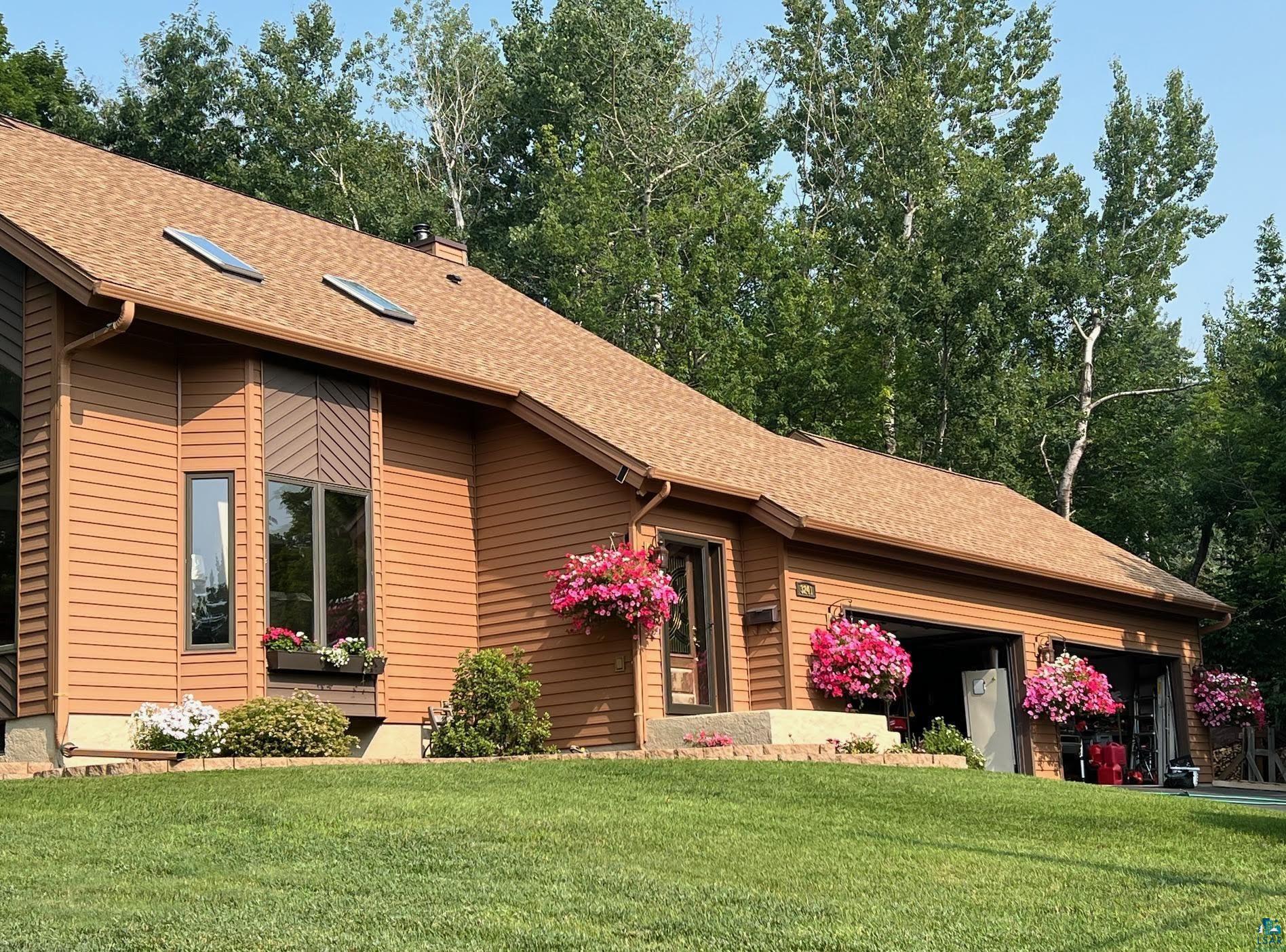 3241 Commonwealth Ave, Duluth, MN 55808 Listing Photo  44