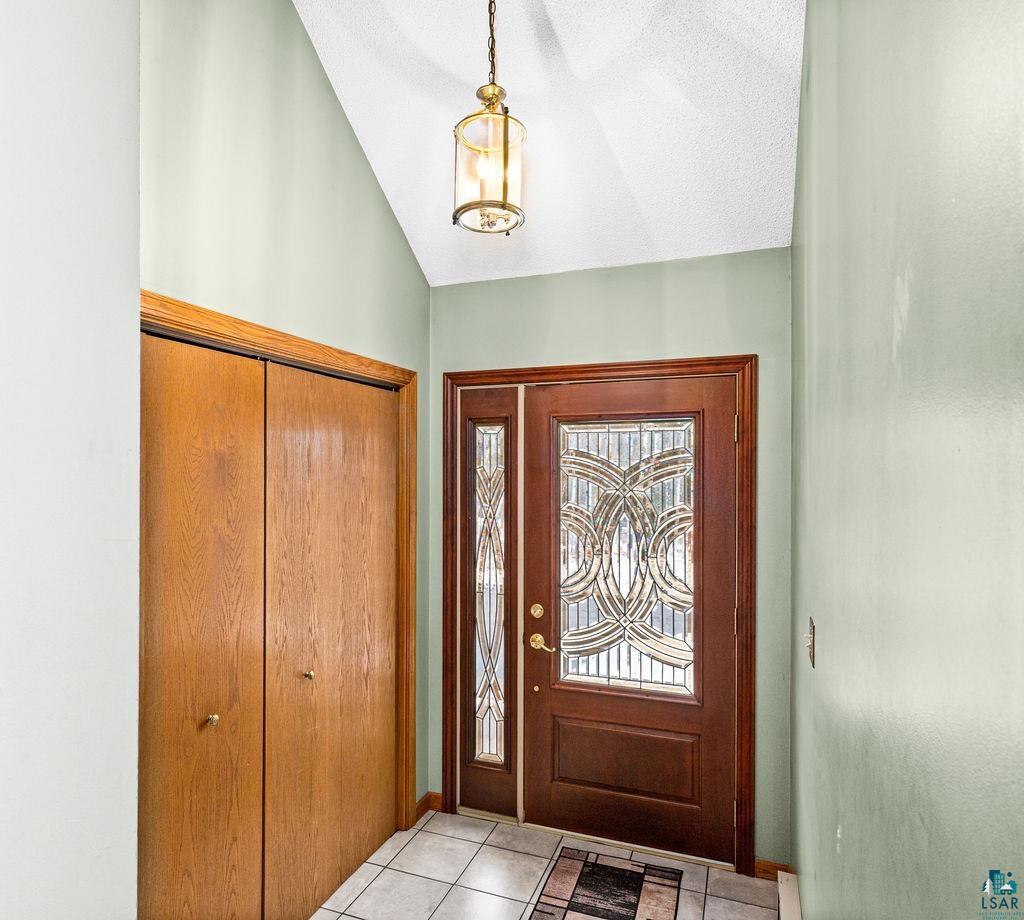3241 Commonwealth Ave, Duluth, MN 55808 Listing Photo  9