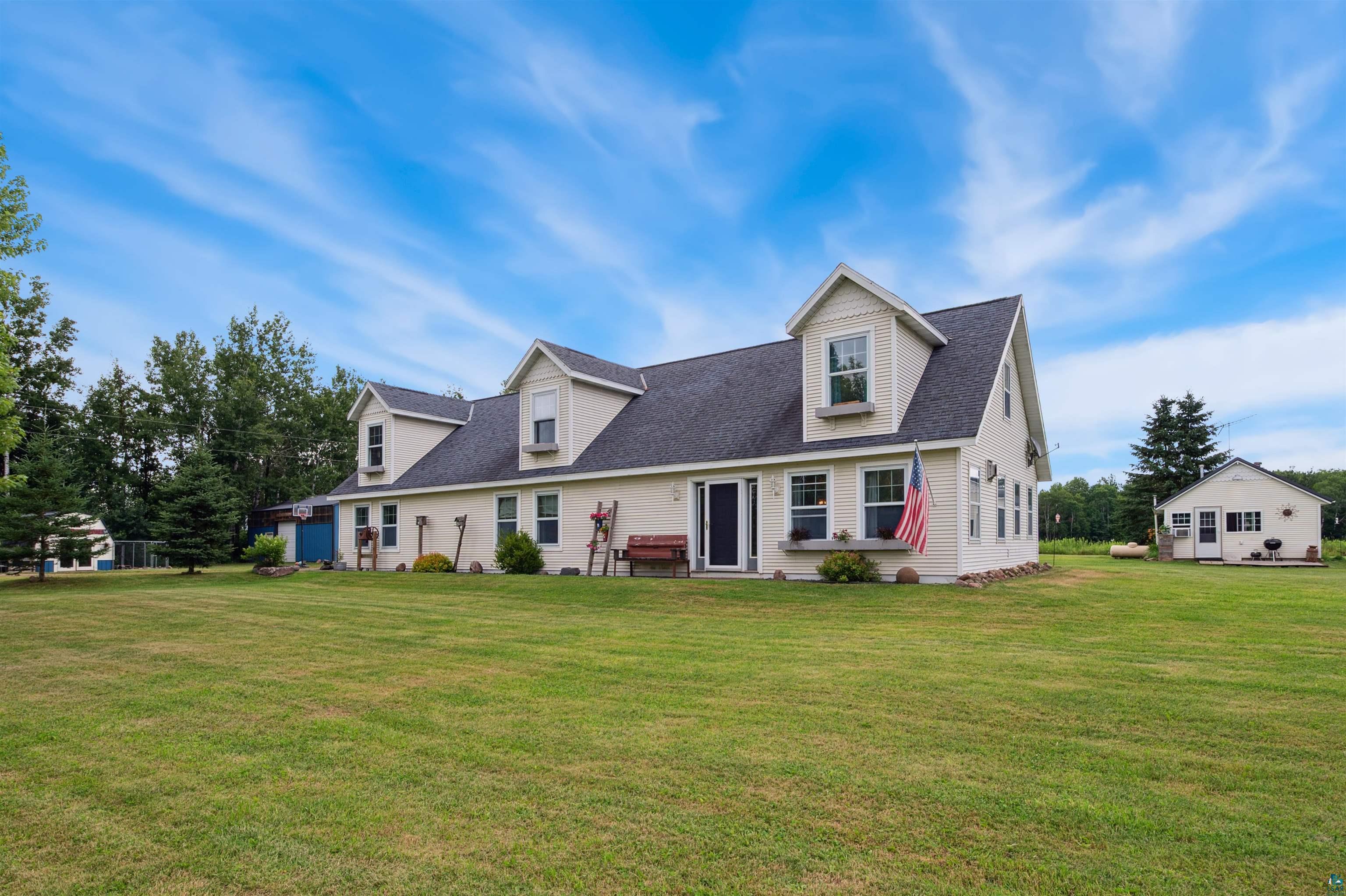 3352 County Rd 156, Kettle River, MN 55757 Listing Photo  1