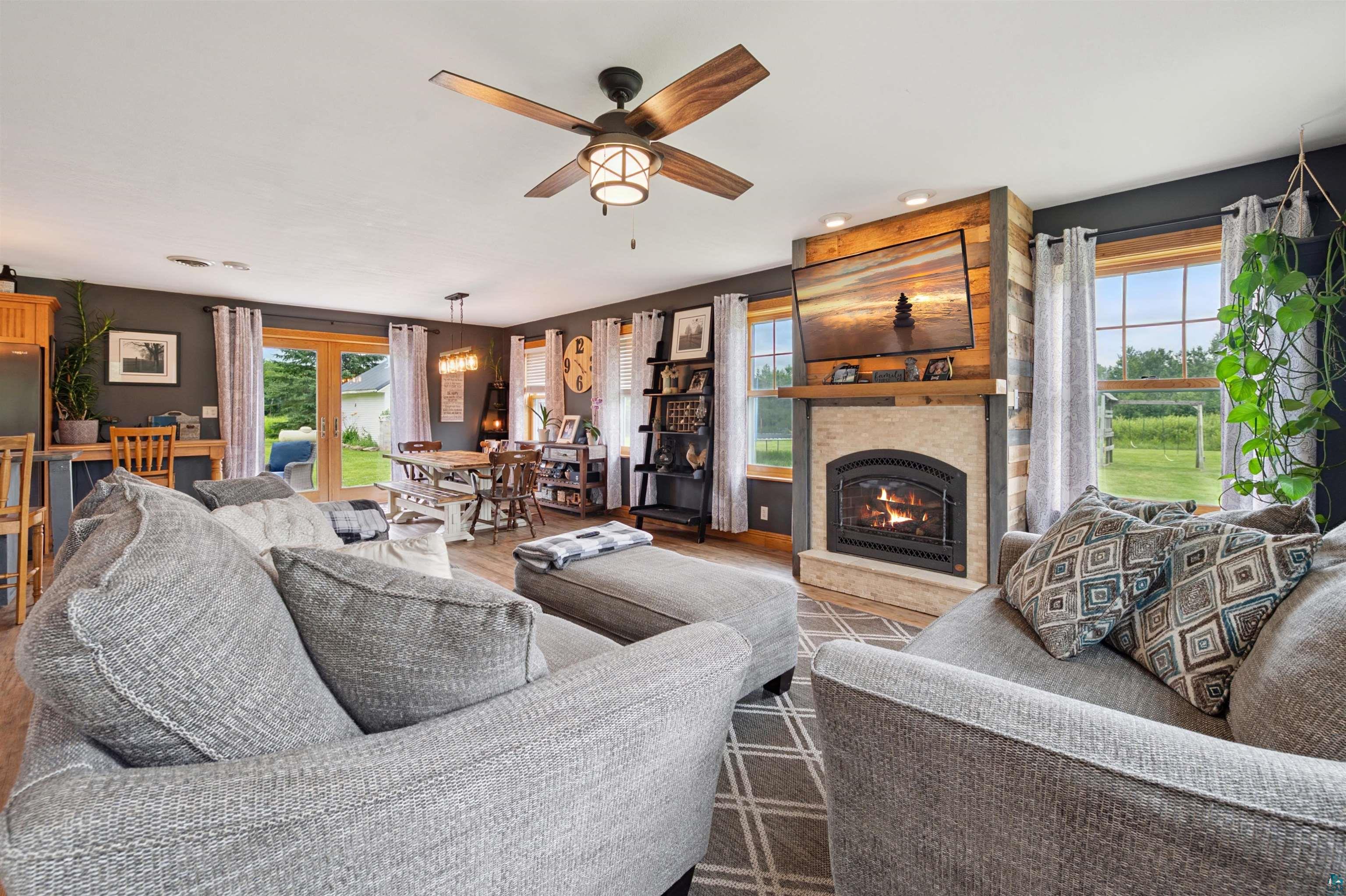 3352 County Rd 156, Kettle River, MN 55757 Listing Photo  11