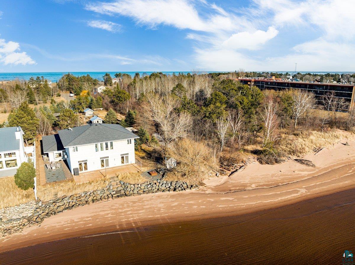 312 Harbor Point Cr, Duluth, MN 55802 Listing Photo  3