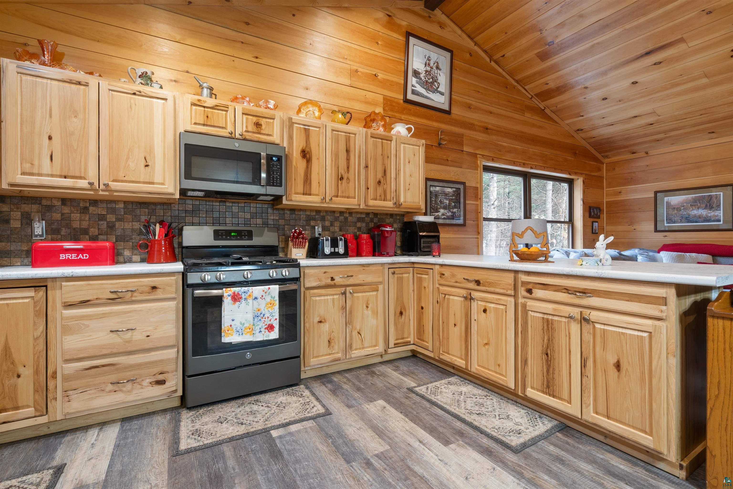 14038 S Blackberry Ln, Gordon, WI 54838 Listing Photo  7