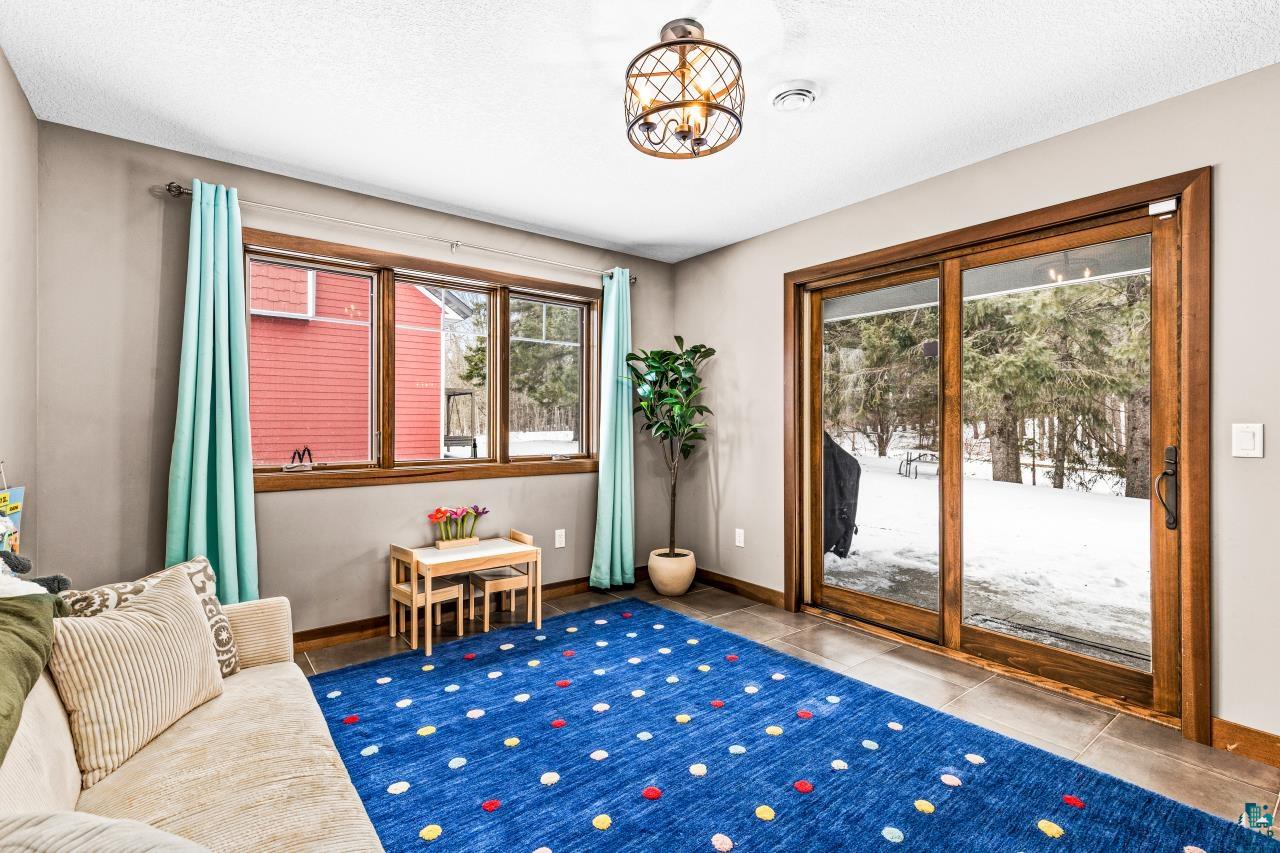 5011 White Pine St, Hermantown, MN 55811 Listing Photo  33