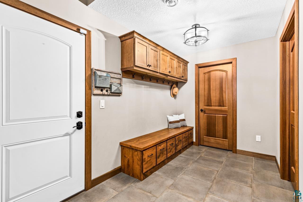 5011 White Pine St, Hermantown, MN 55811 Listing Photo  38