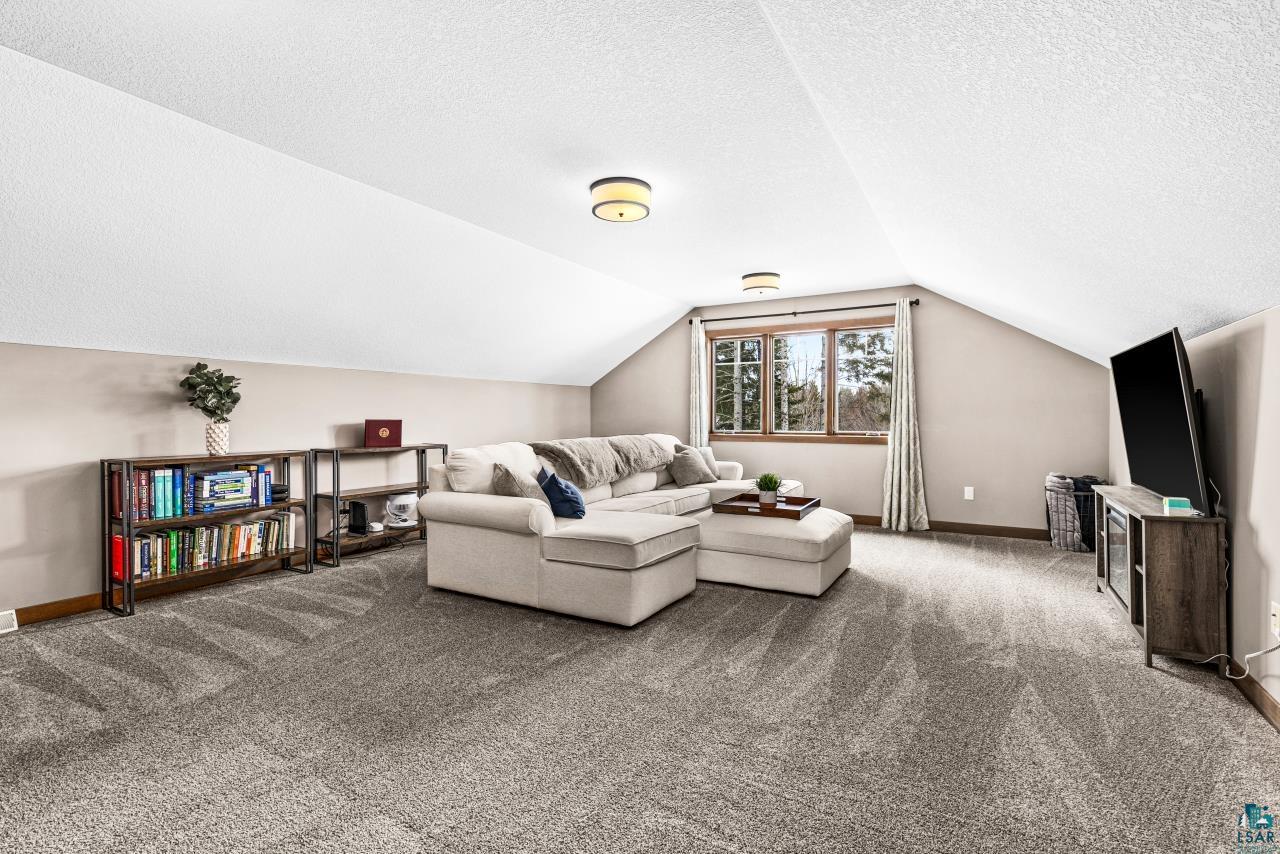 5011 White Pine St, Hermantown, MN 55811 Listing Photo  40