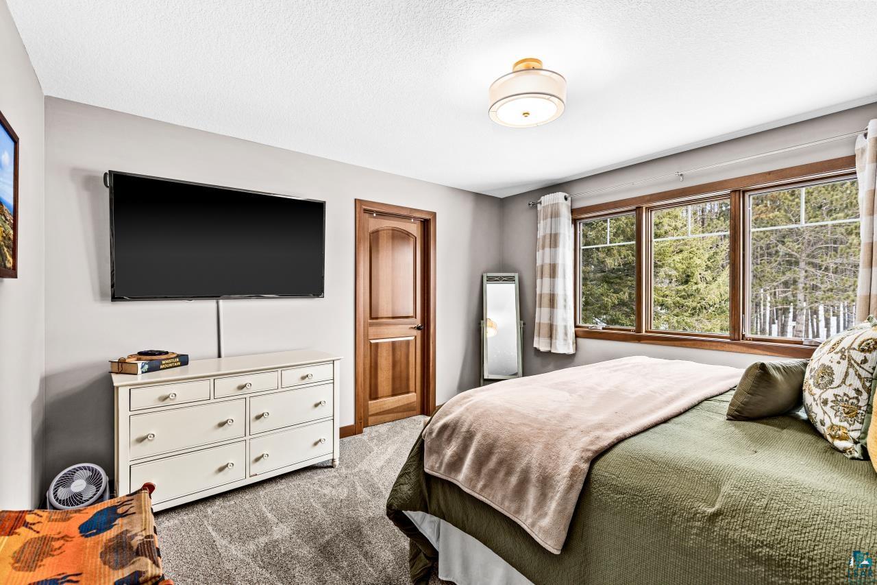 5011 White Pine St, Hermantown, MN 55811 Listing Photo  47