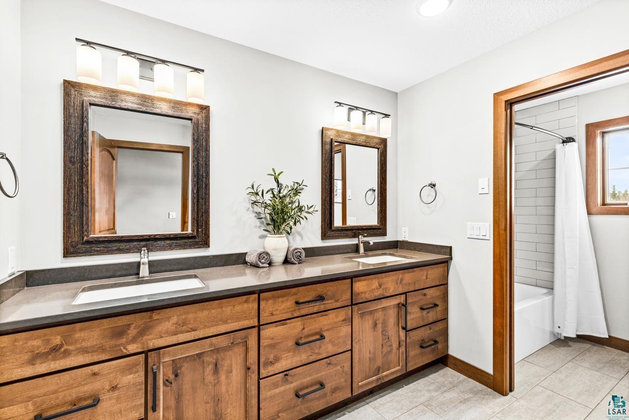 5011 White Pine St, Hermantown, MN 55811 Listing Photo  52