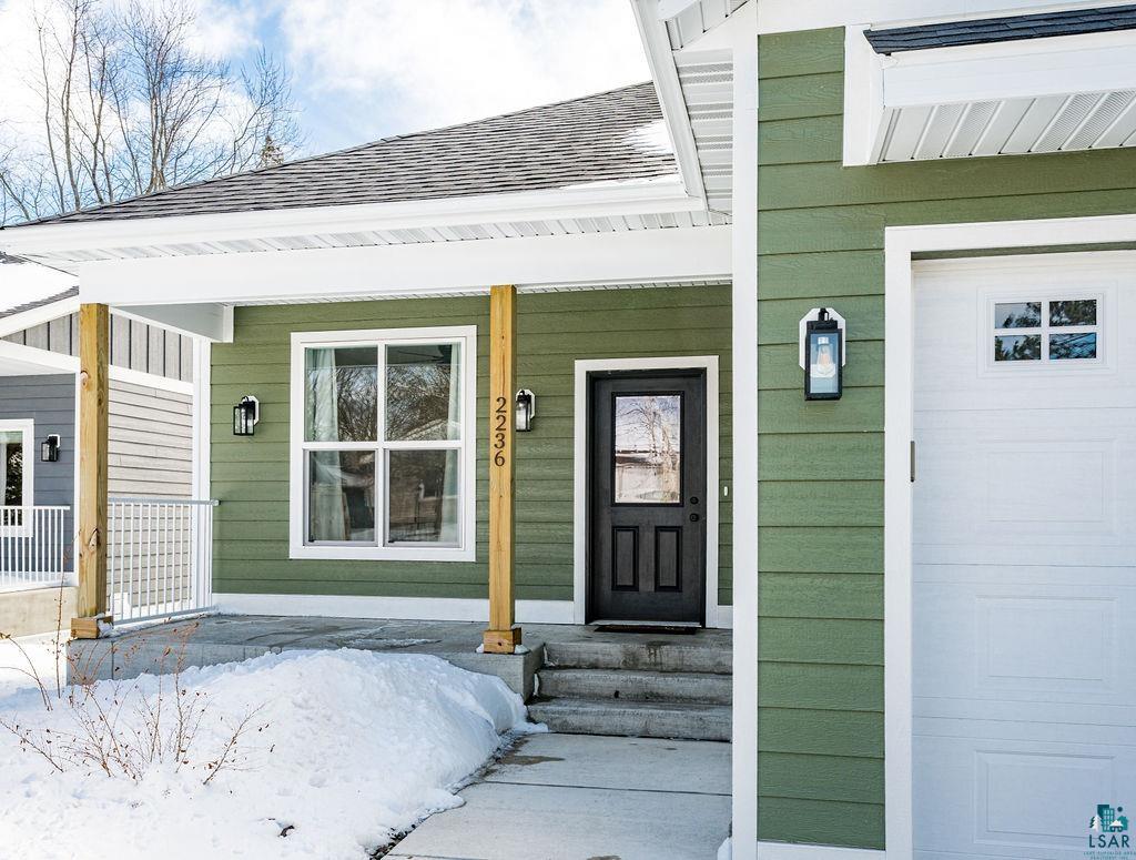 2236 Hoover St, Duluth, MN 55811 Listing Photo  3