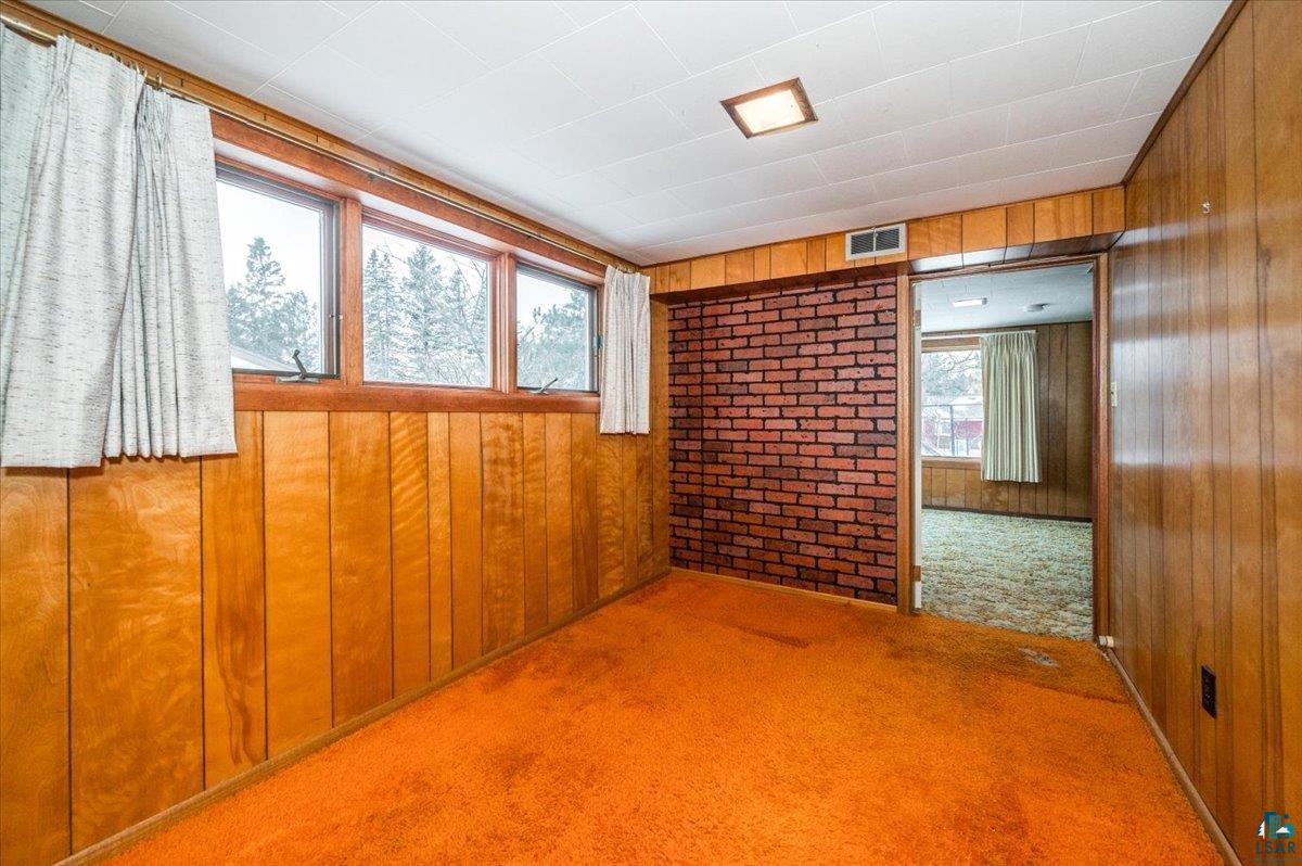 129 Artavia St, Duluth, MN 55811 Listing Photo  11