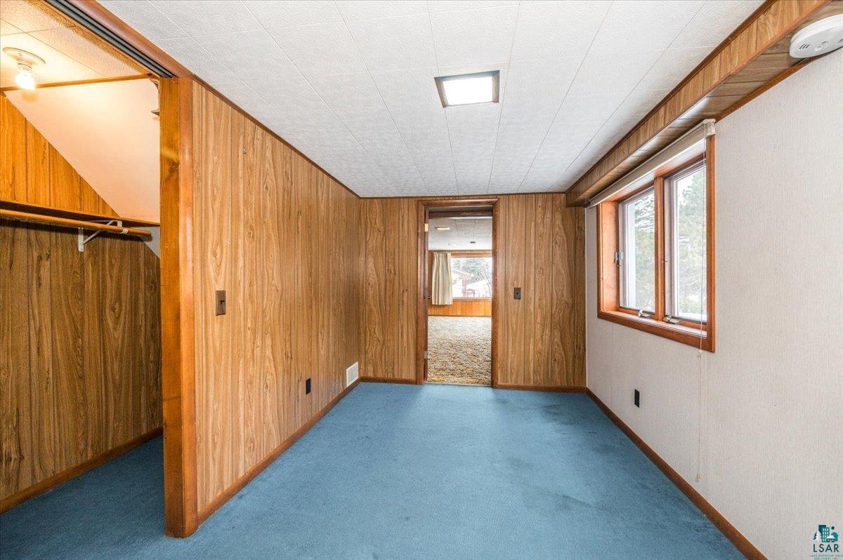 129 Artavia St, Duluth, MN 55811 Listing Photo  12