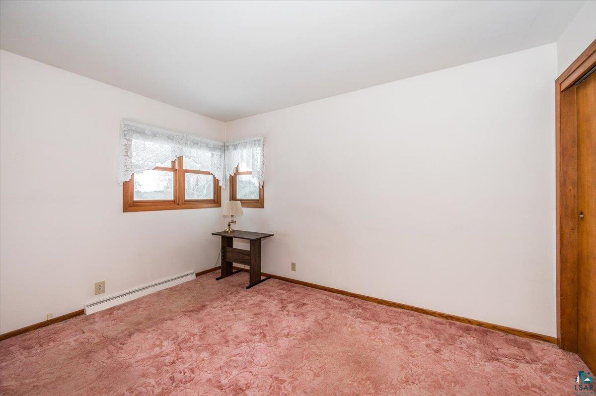 129 Artavia St, Duluth, MN 55811 Listing Photo  13
