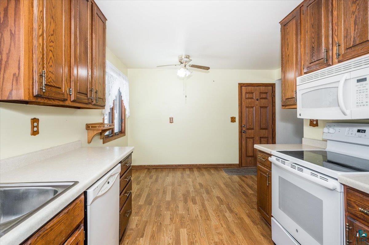 129 Artavia St, Duluth, MN 55811 Listing Photo  6