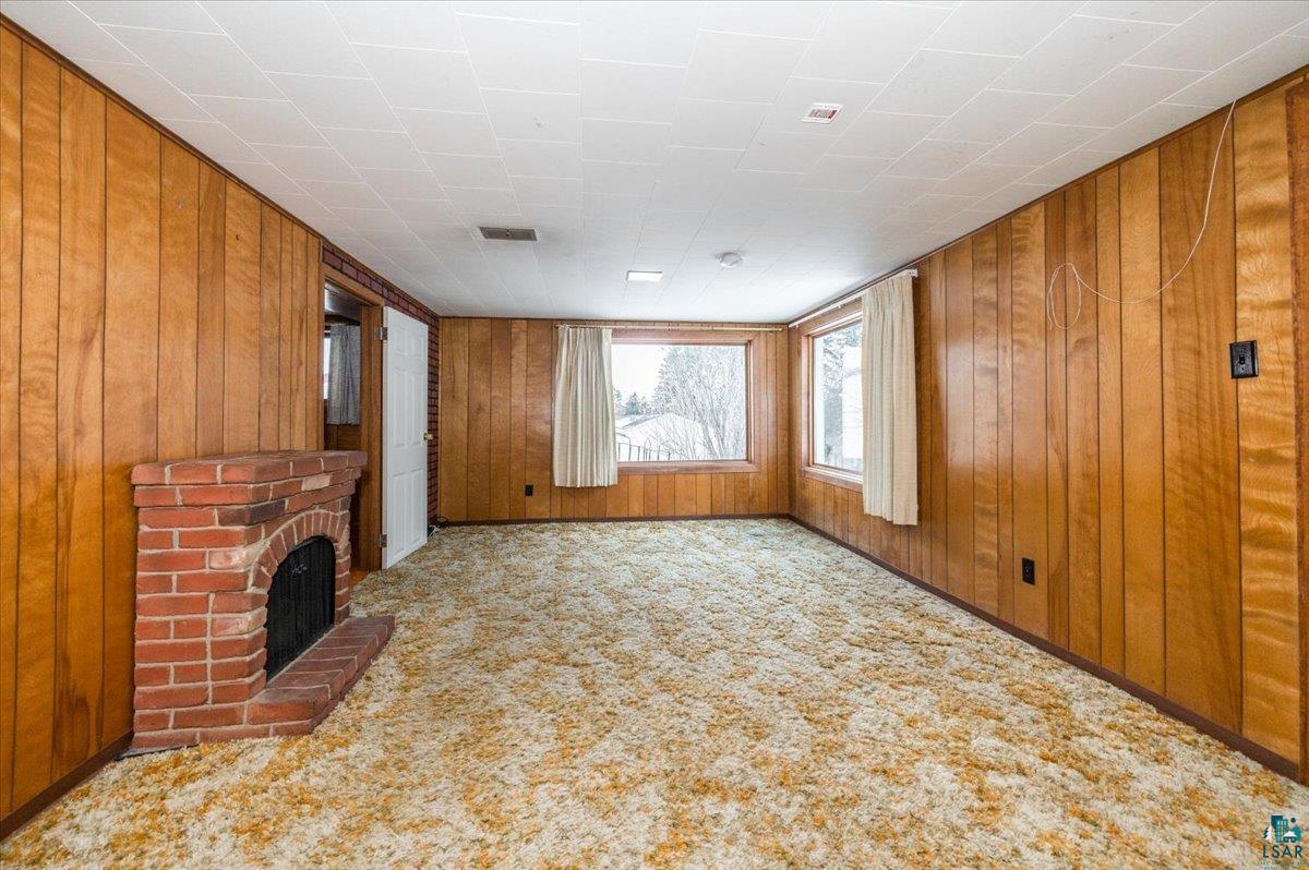 129 Artavia St, Duluth, MN 55811 Listing Photo  9