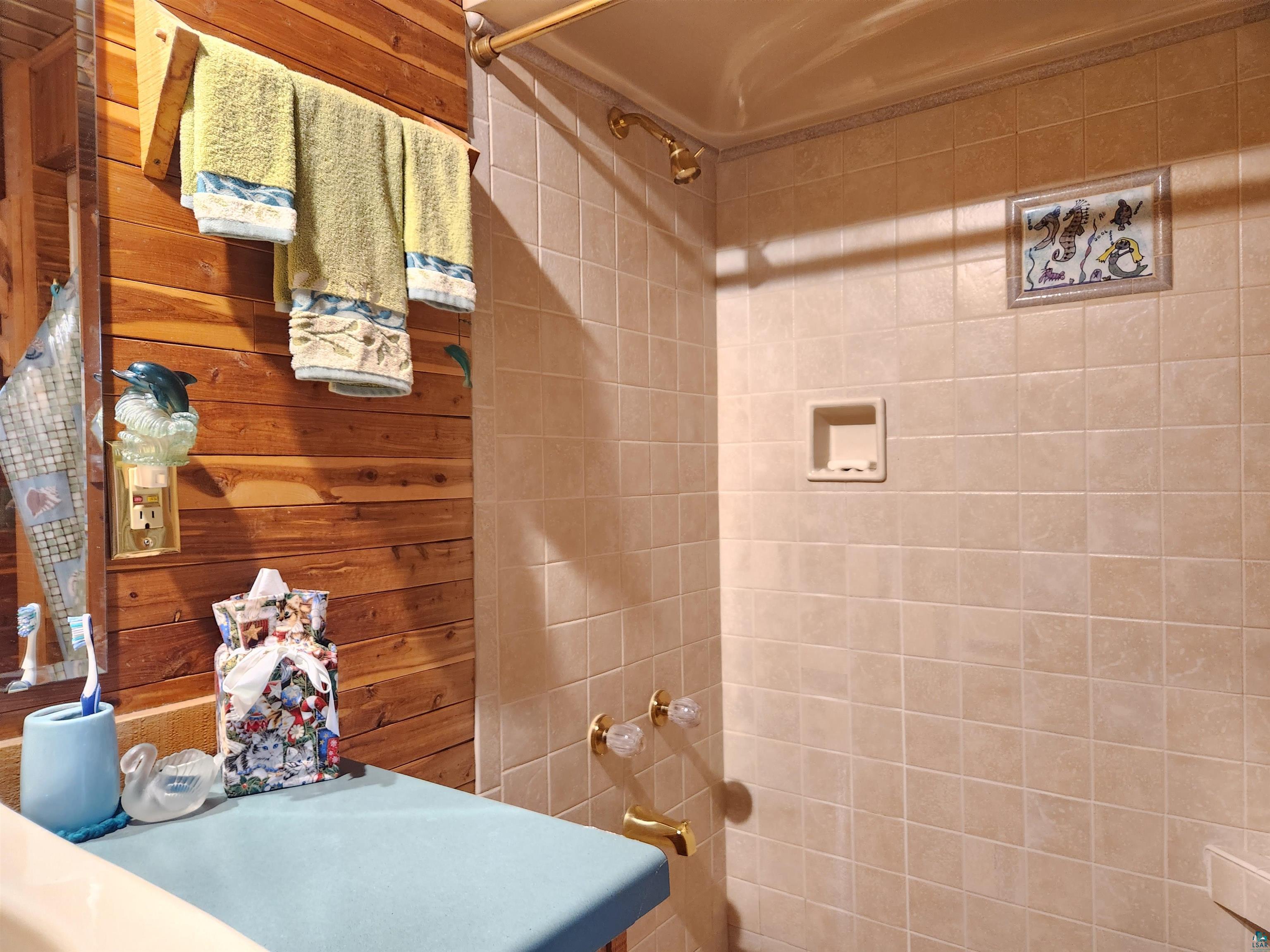 332 N 1st St, Bayfield, WI 54814 Listing Photo  18