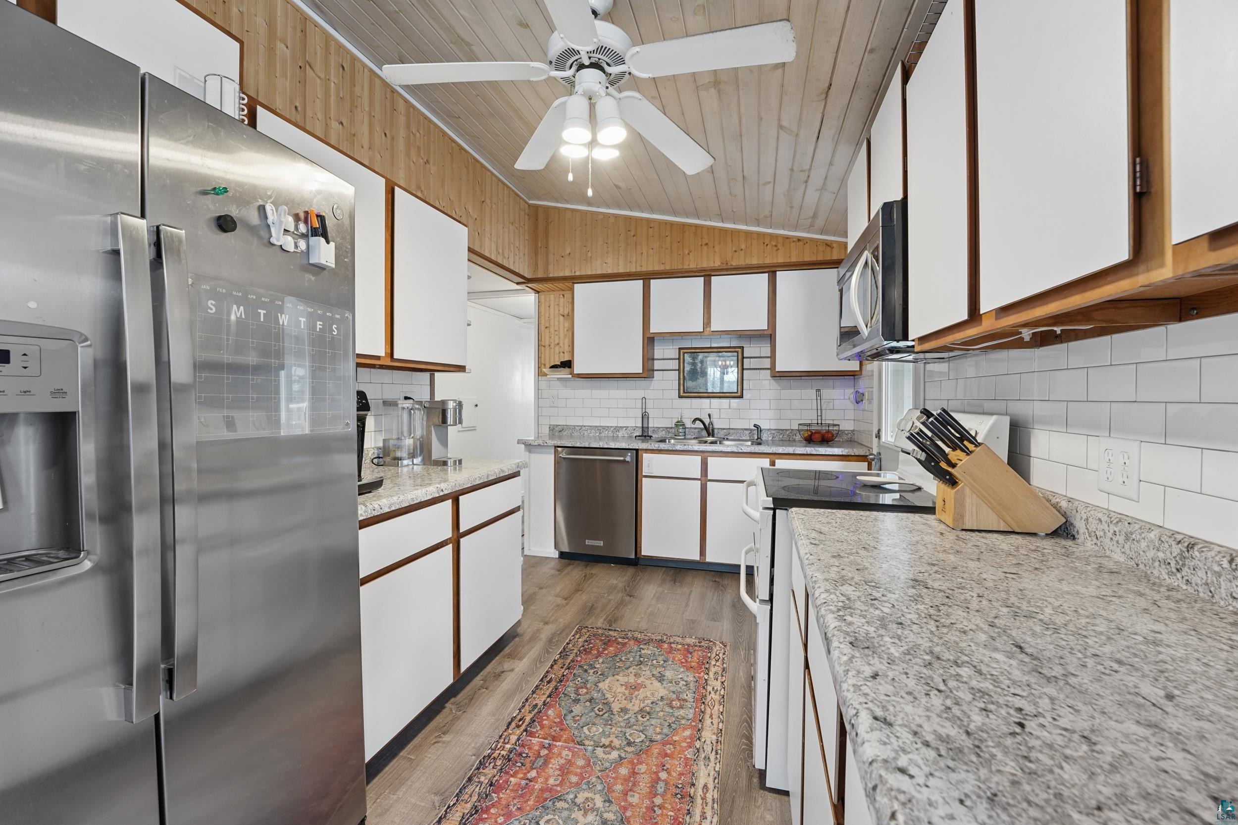 5702 Jean Duluth Rd, Duluth, MN 55803 Listing Photo  11