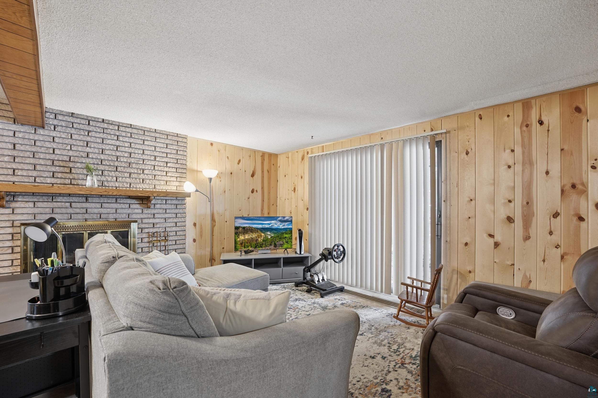 5702 Jean Duluth Rd, Duluth, MN 55803 Listing Photo  19