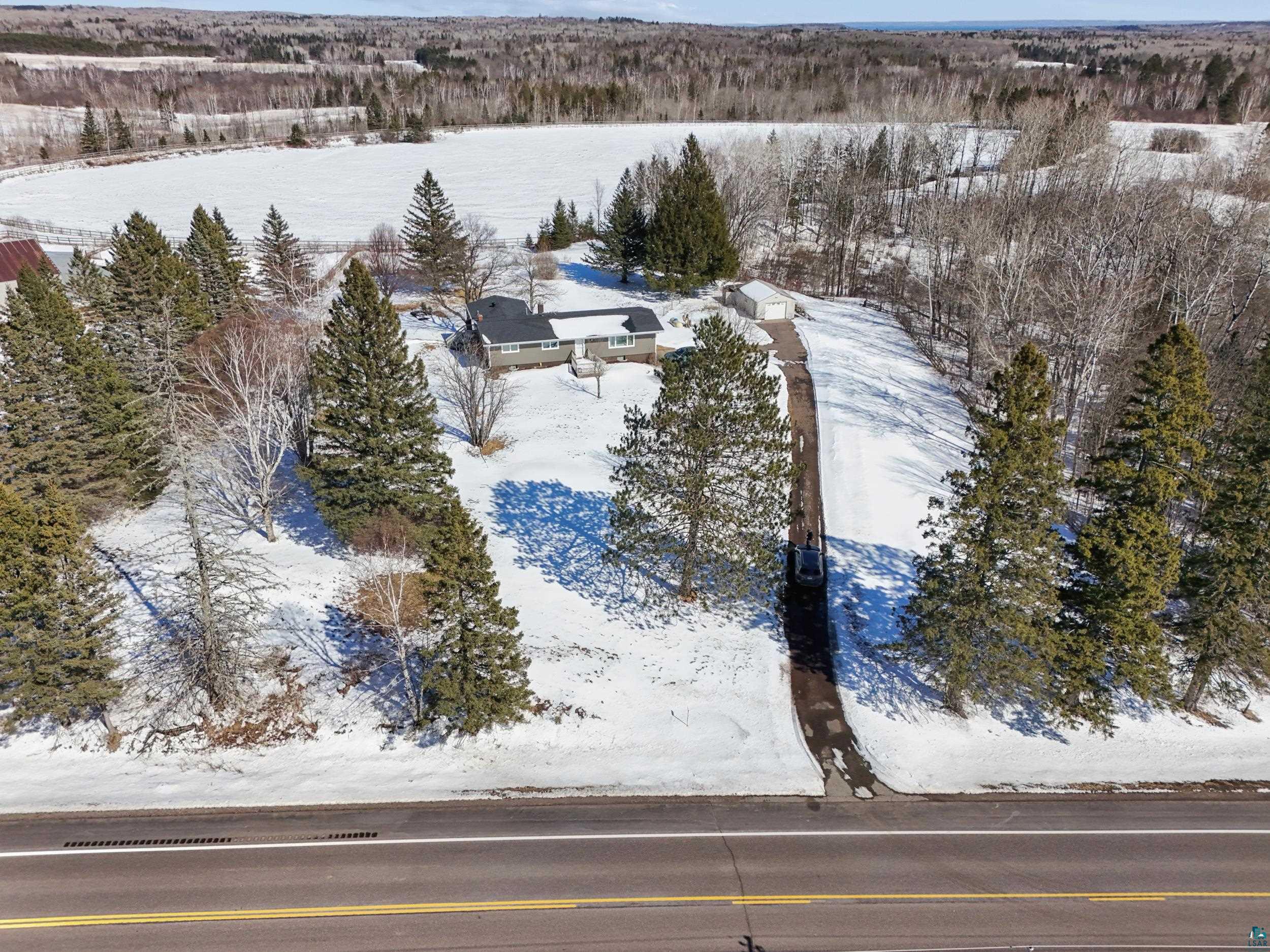 5702 Jean Duluth Rd, Duluth, MN 55803 Listing Photo  3