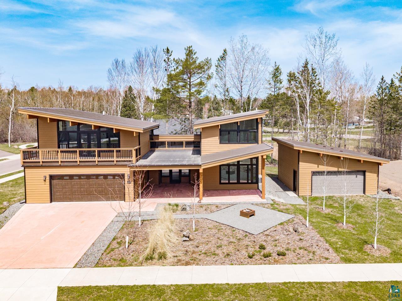311 Hartley Hills Lane, Duluth, MN 55803 Listing Photo  1